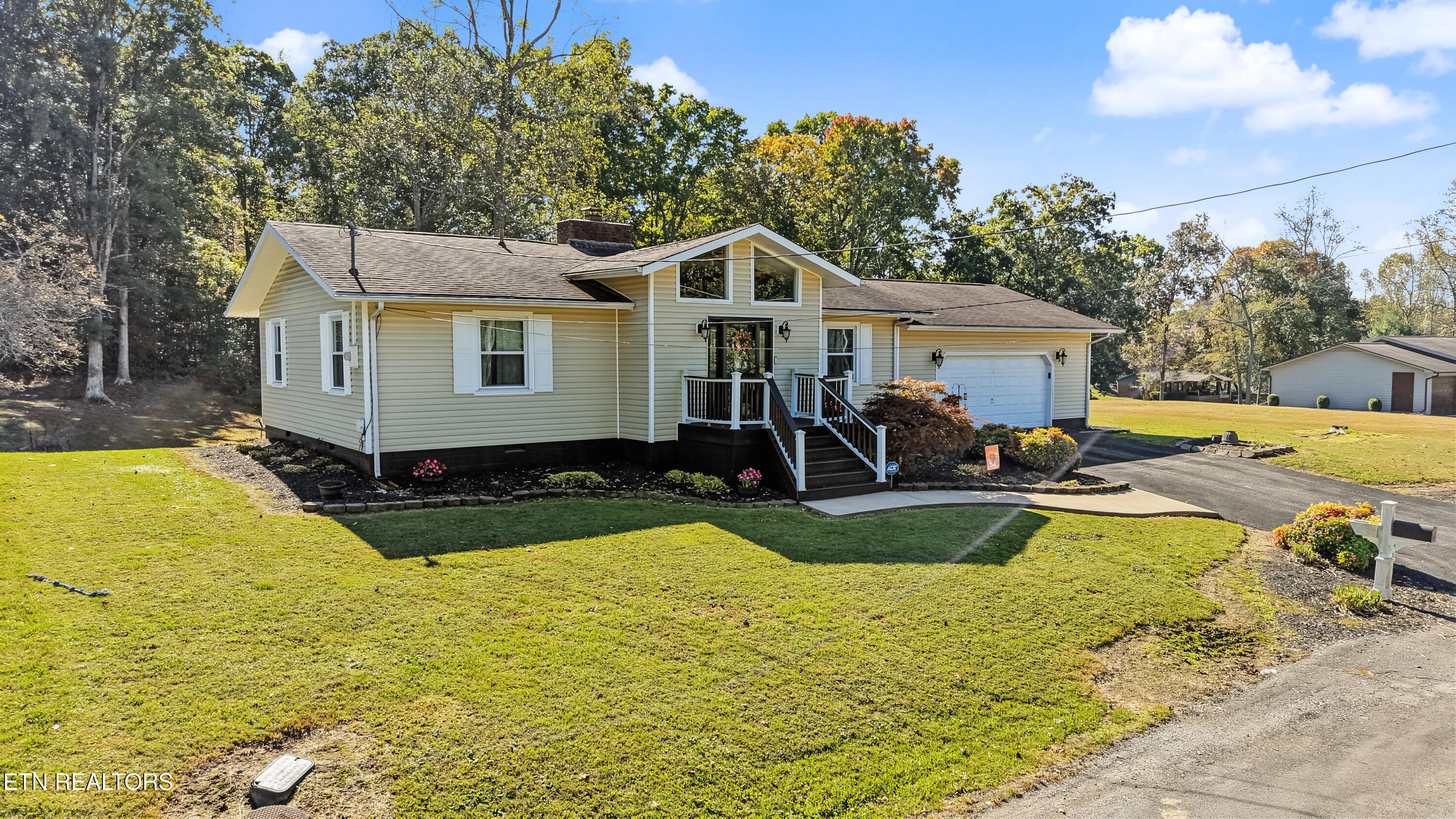 135 Denise Drive Speedwell TN 37870