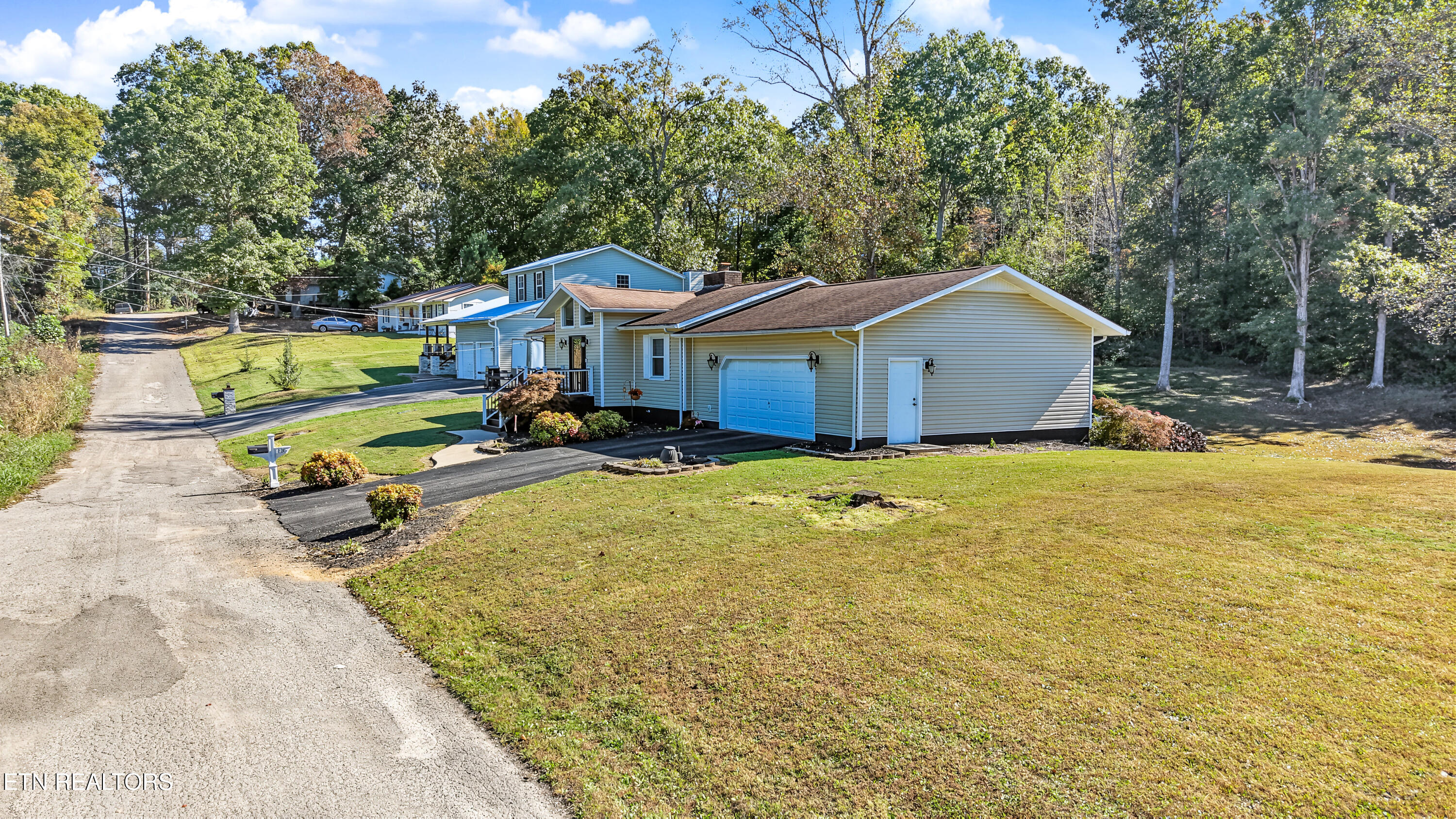 135 Denise Drive Speedwell TN 37870