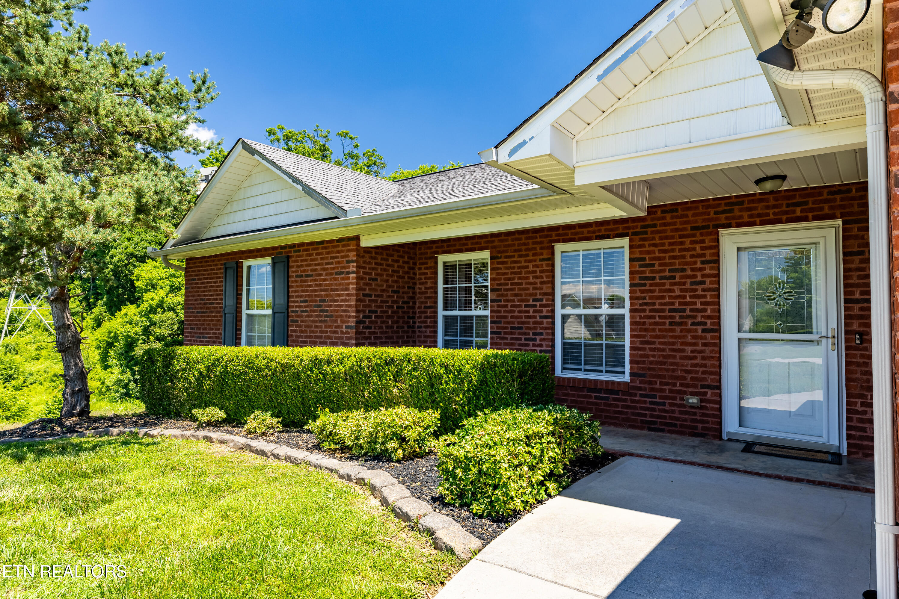 4112 Riverstone Lane Knoxville TN 37918