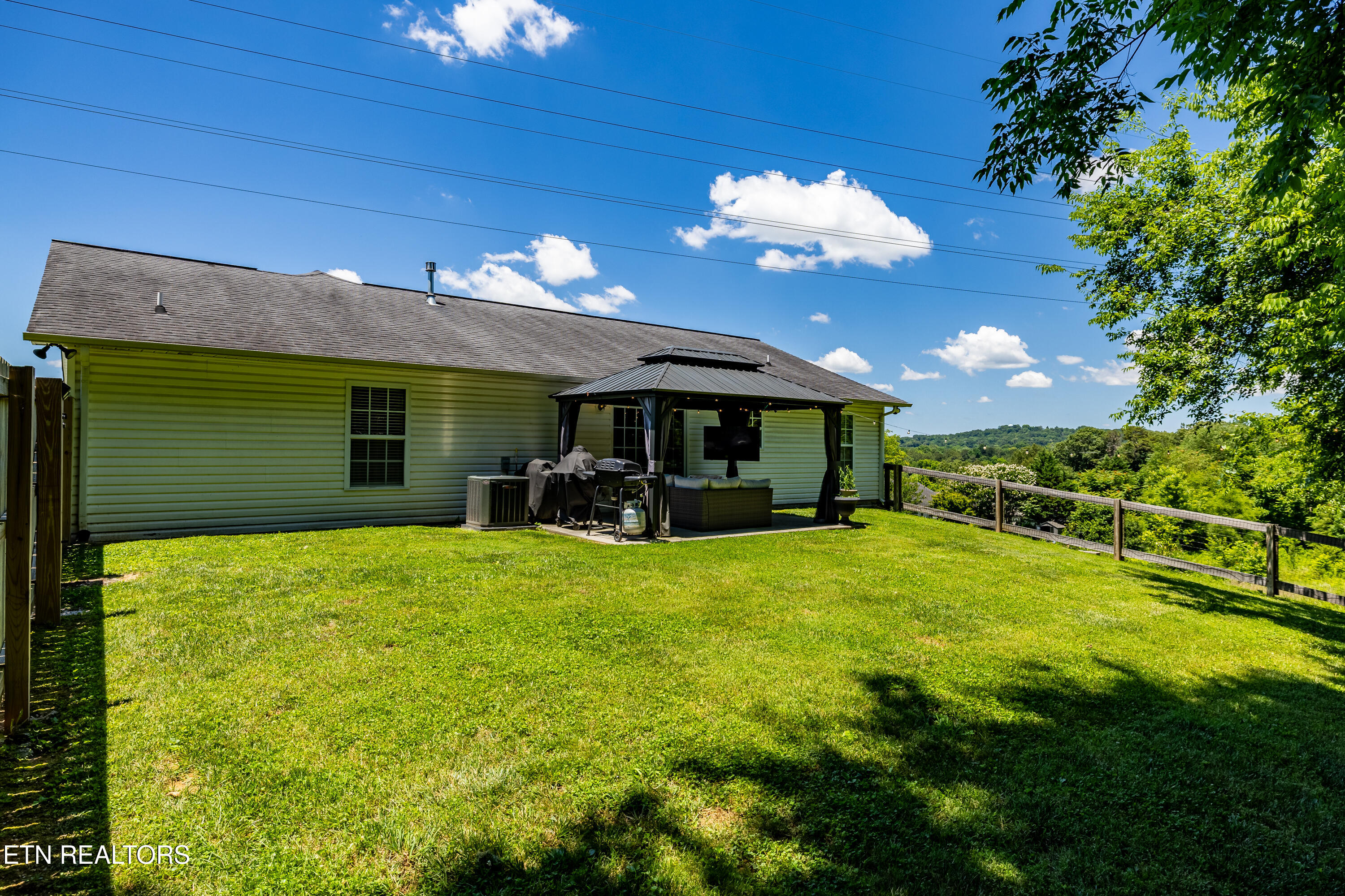 4112 Riverstone Lane Knoxville TN 37918