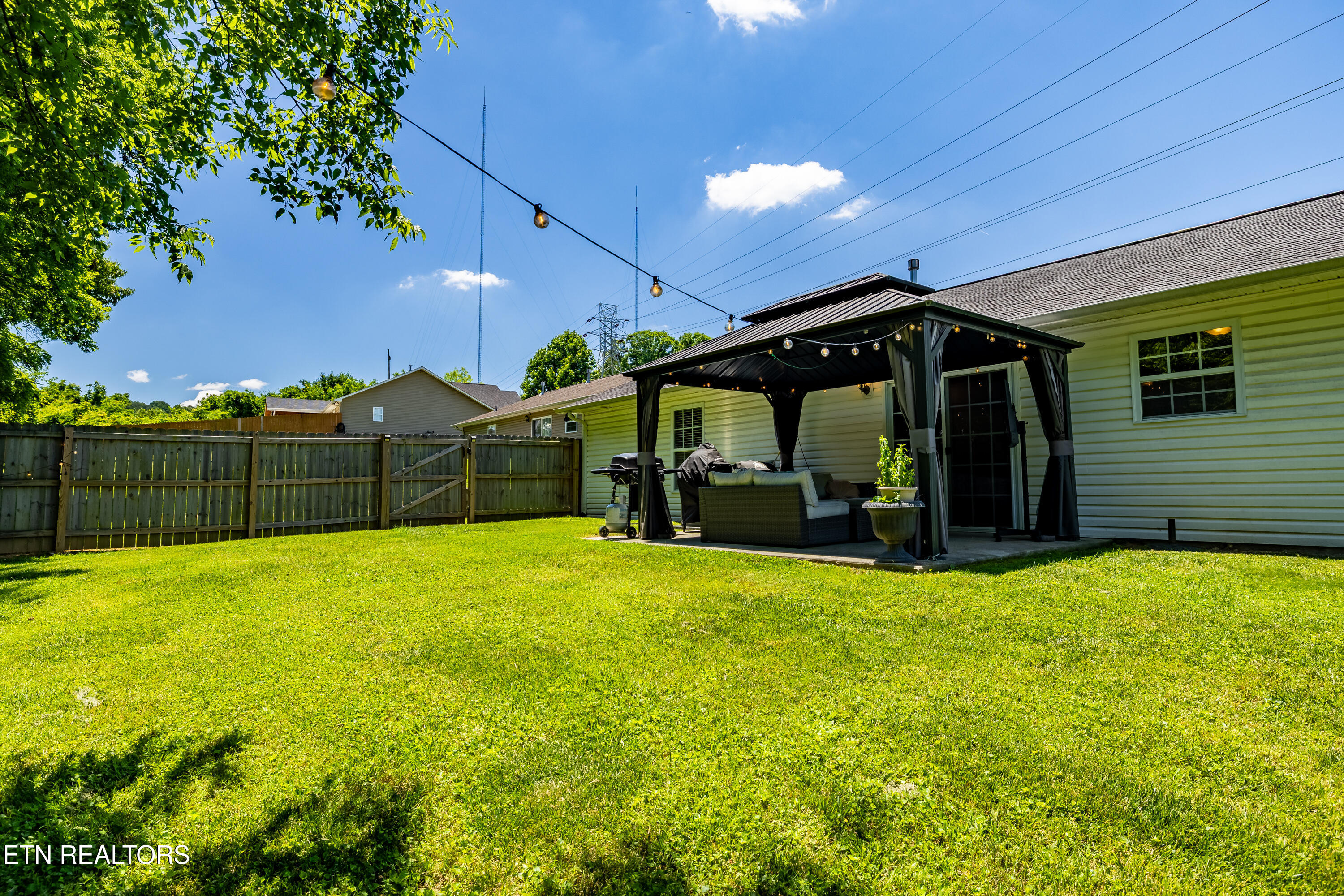 4112 Riverstone Lane Knoxville TN 37918
