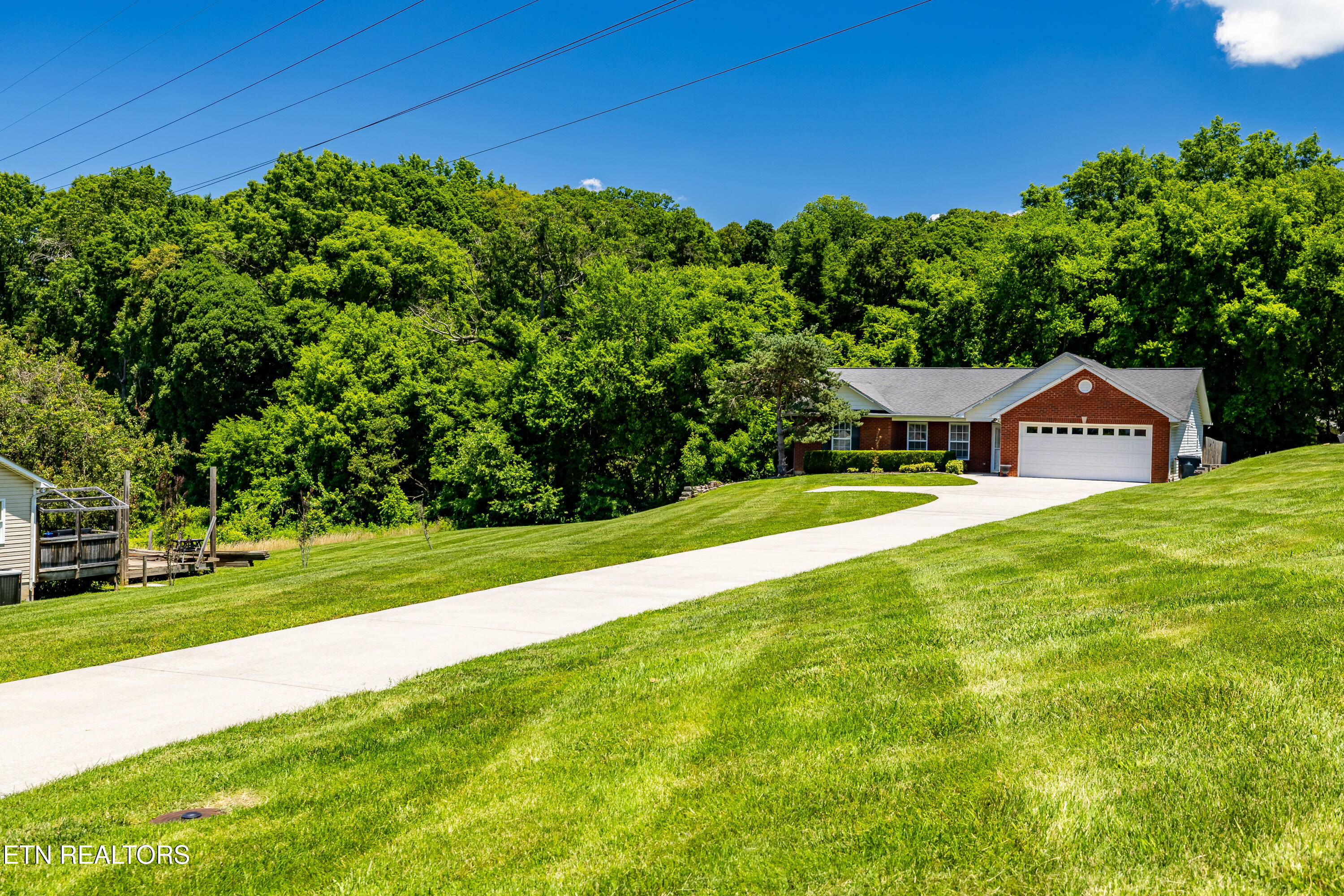 4112 Riverstone Lane Knoxville TN 37918