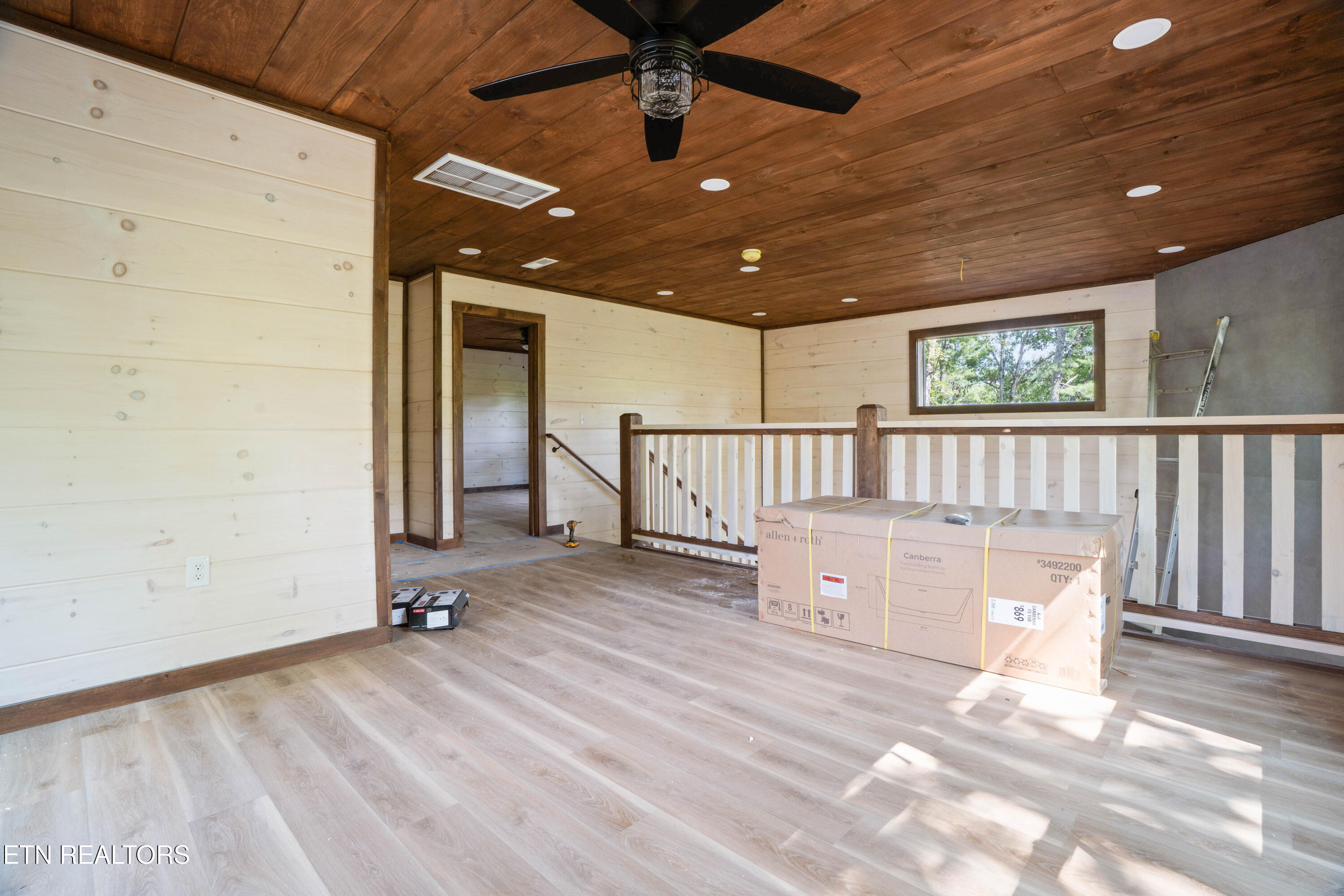 2759 Owls Cove Way Sevierville TN 37862