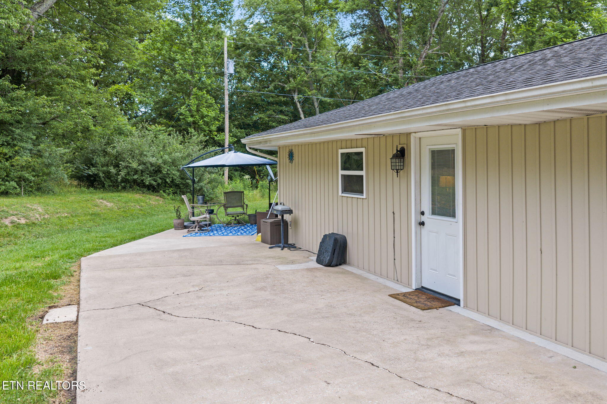 1169 Main Street Wartburg TN 37887