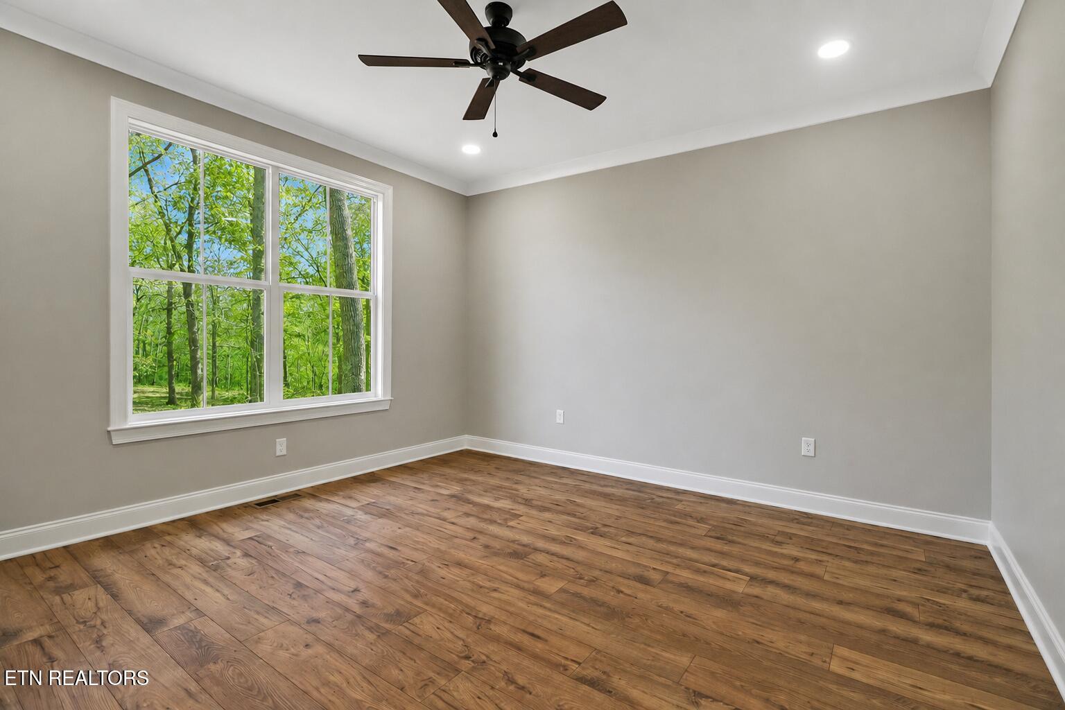 1052 Catoosa Ridge Drive Crossville TN 38571