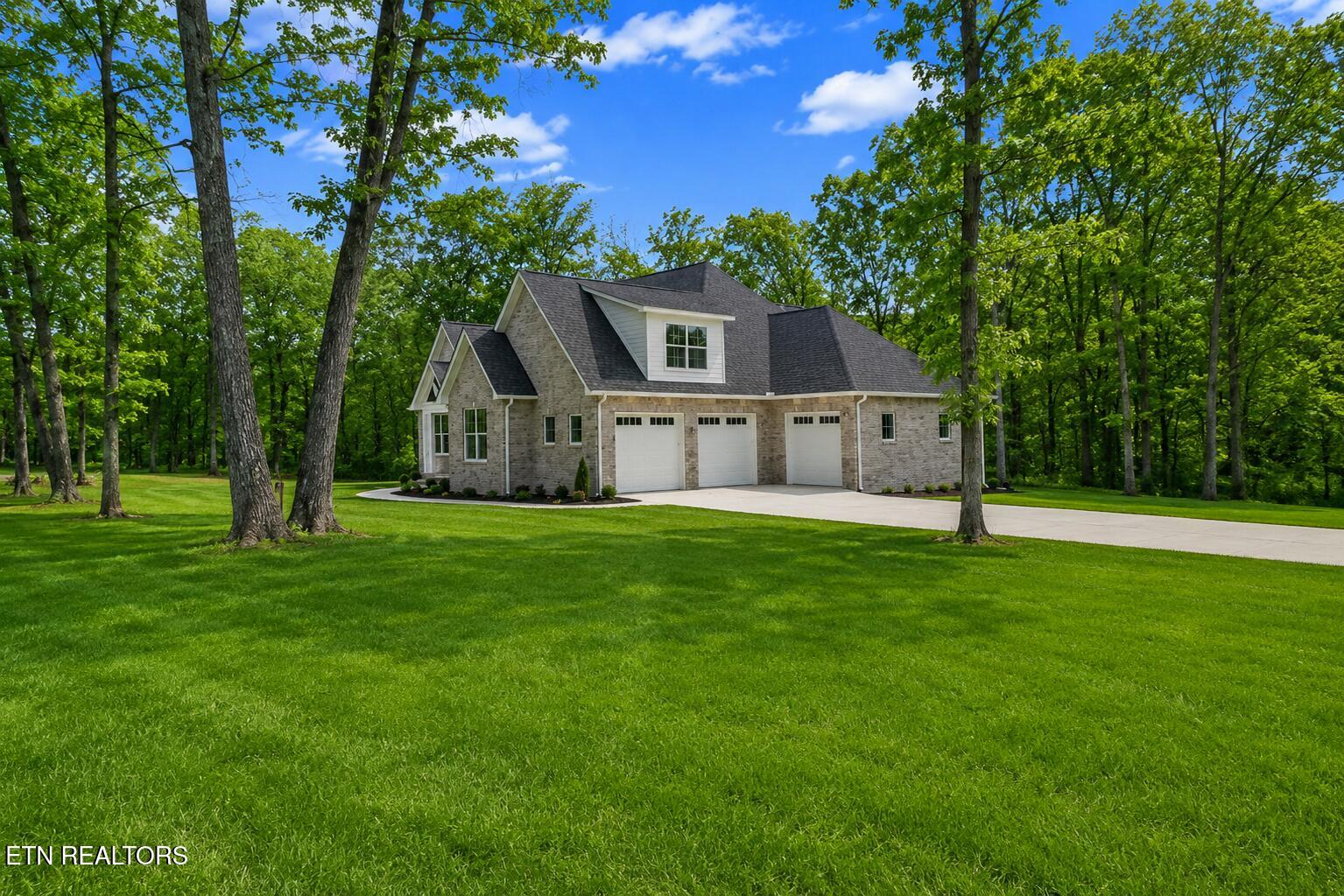1052 Catoosa Ridge Drive Crossville TN 38571