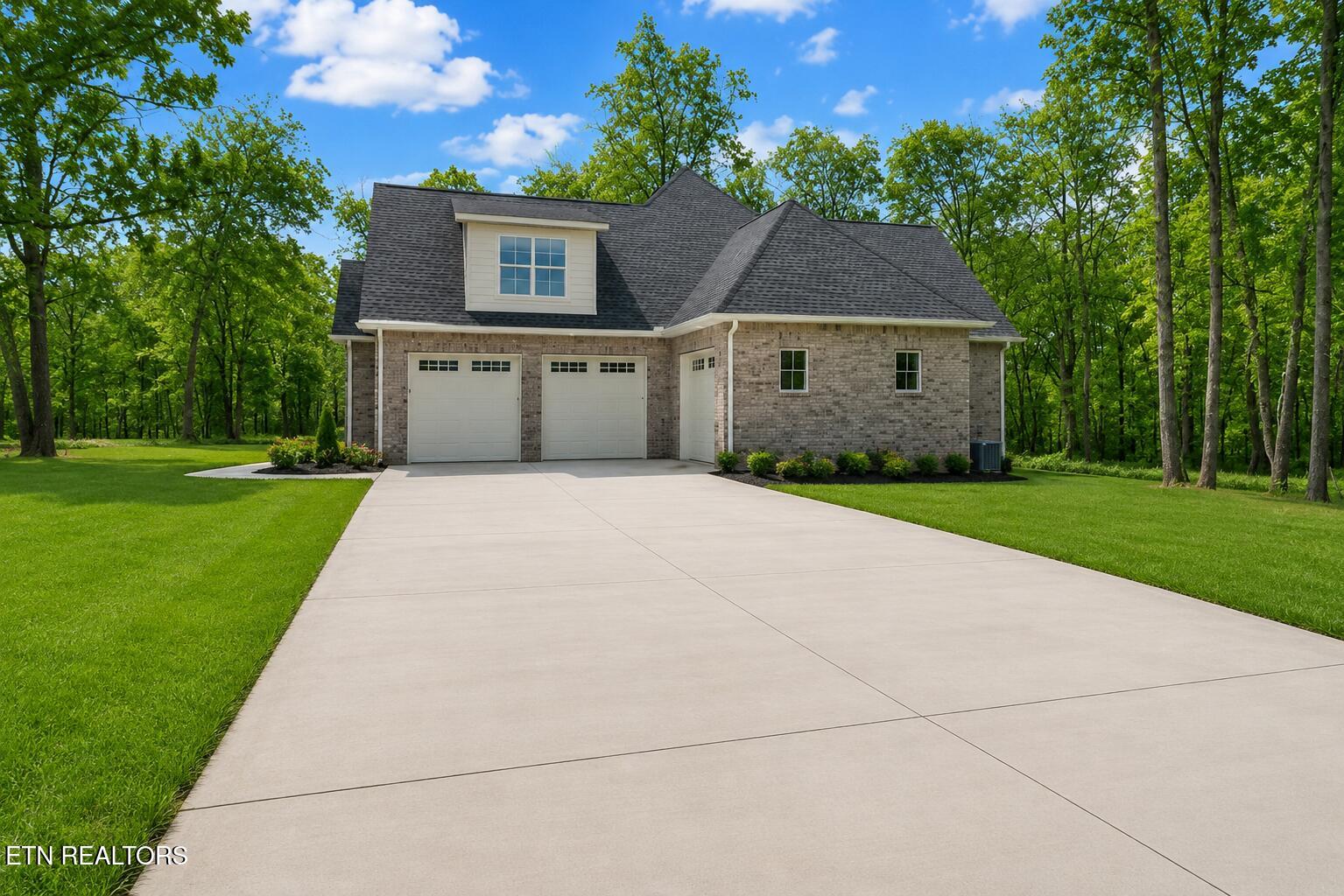 1052 Catoosa Ridge Drive Crossville TN 38571