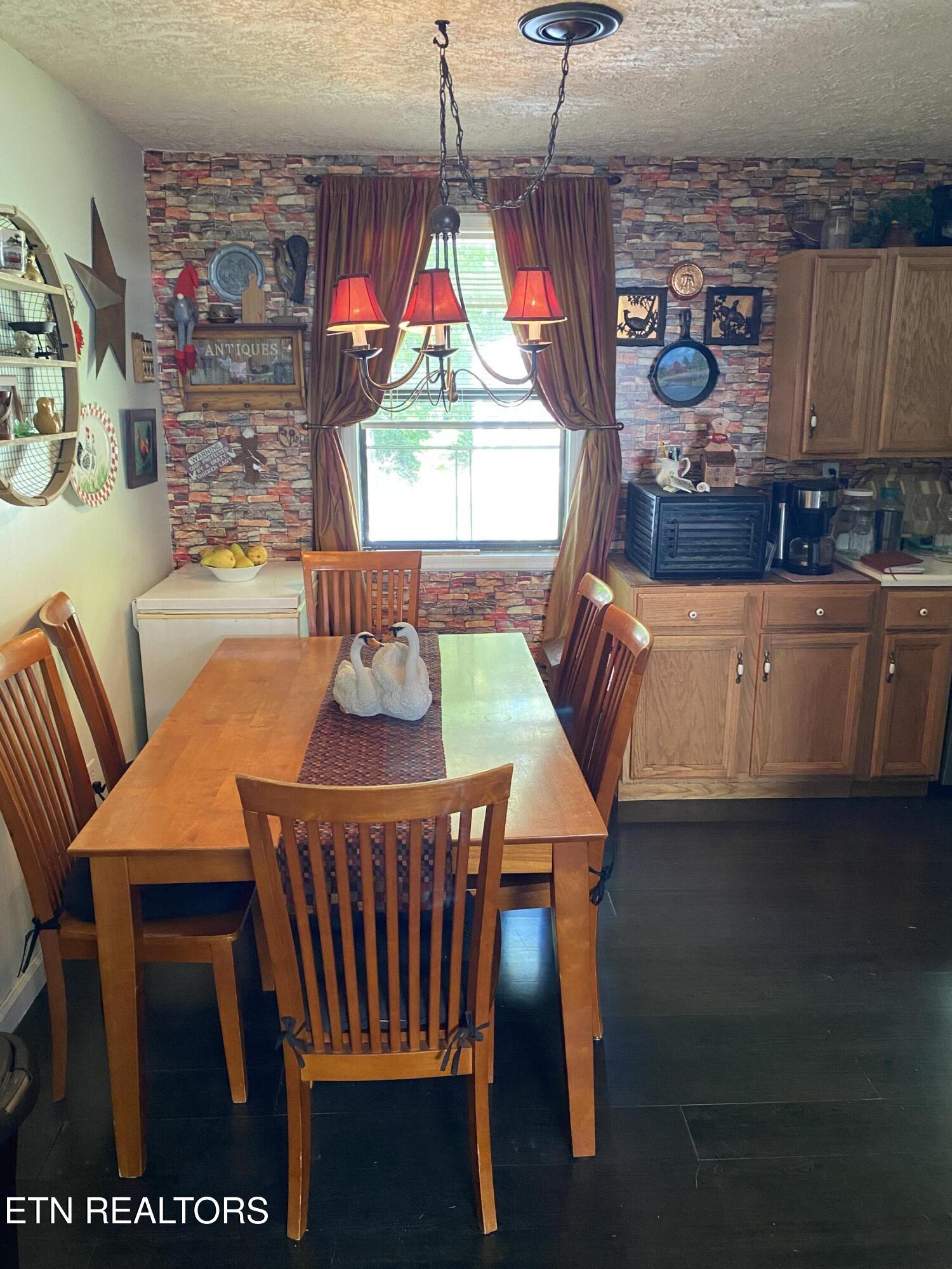 70 Linger Lake Drive Crossville TN 38571