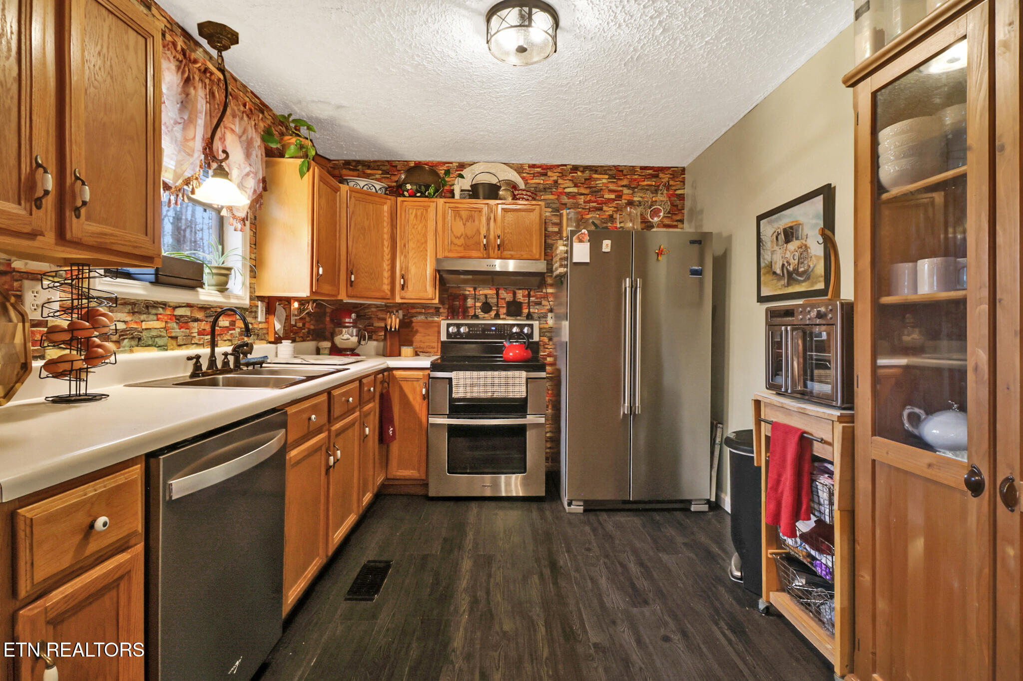 70 Linger Lake Drive Crossville TN 38571