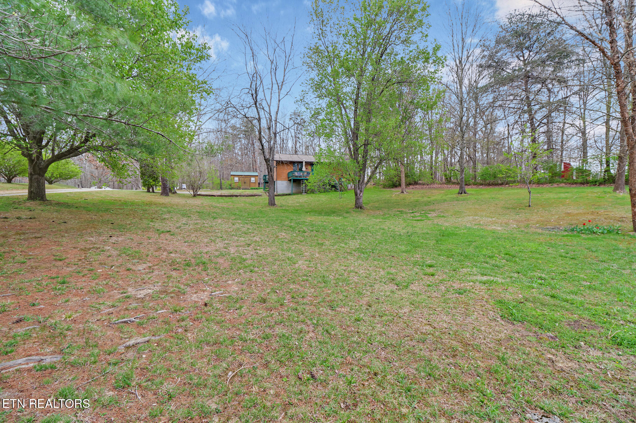 70 Linger Lake Drive Crossville TN 38571