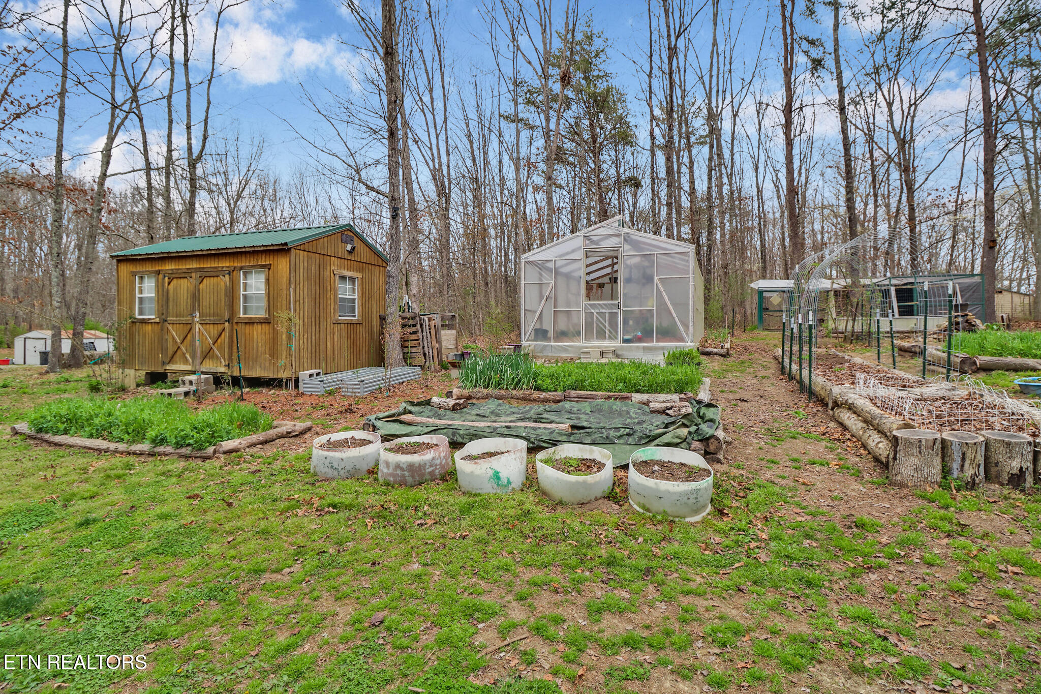 70 Linger Lake Drive Crossville TN 38571