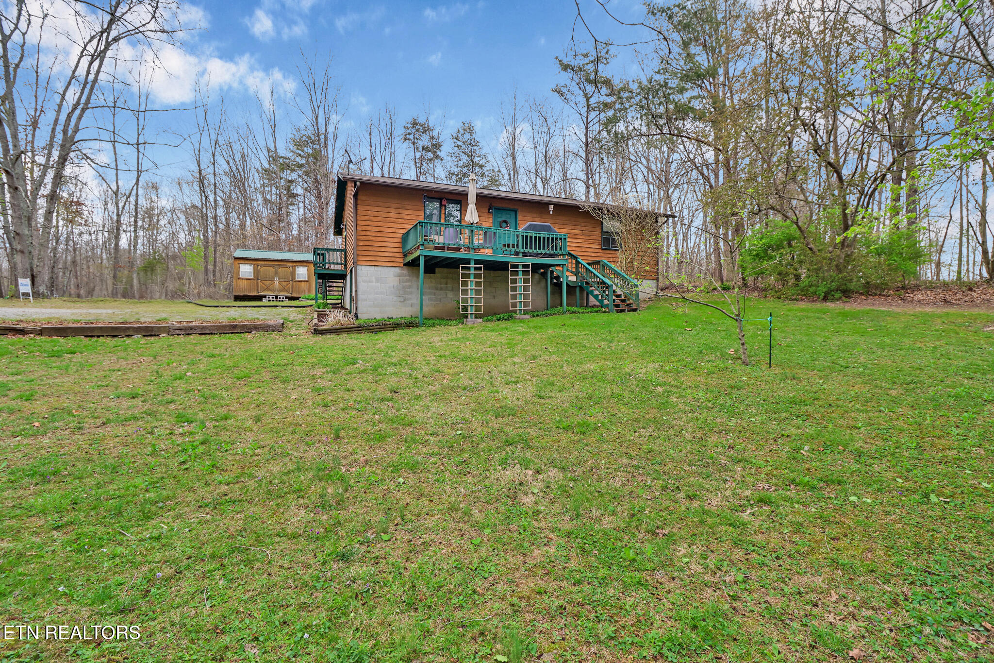 70 Linger Lake Drive Crossville TN 38571