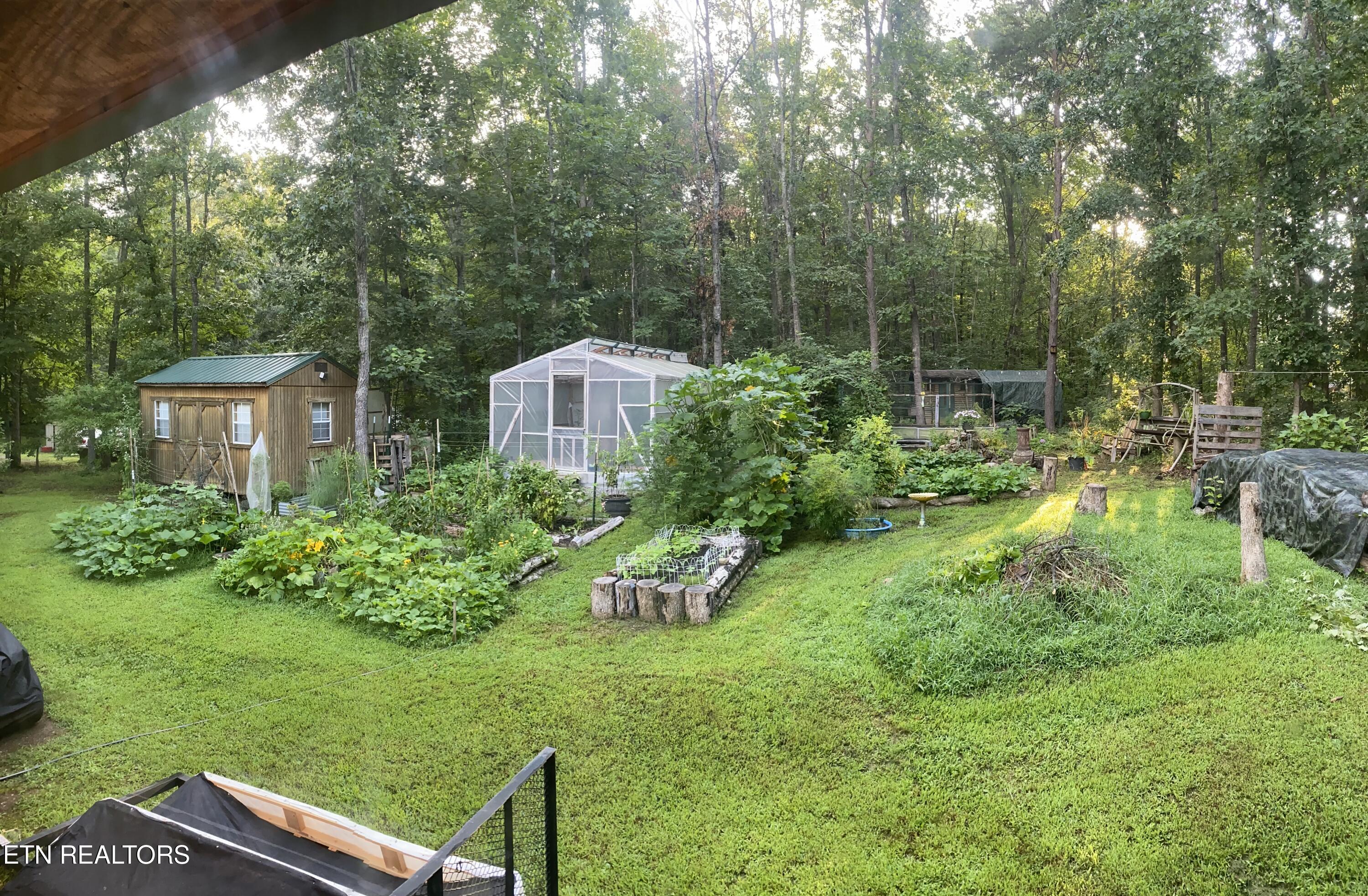 70 Linger Lake Drive Crossville TN 38571