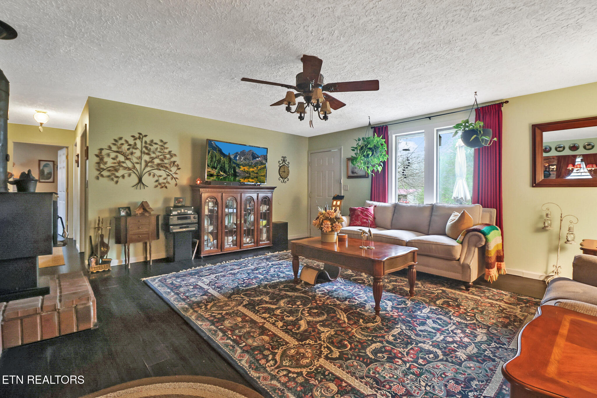 70 Linger Lake Drive Crossville TN 38571