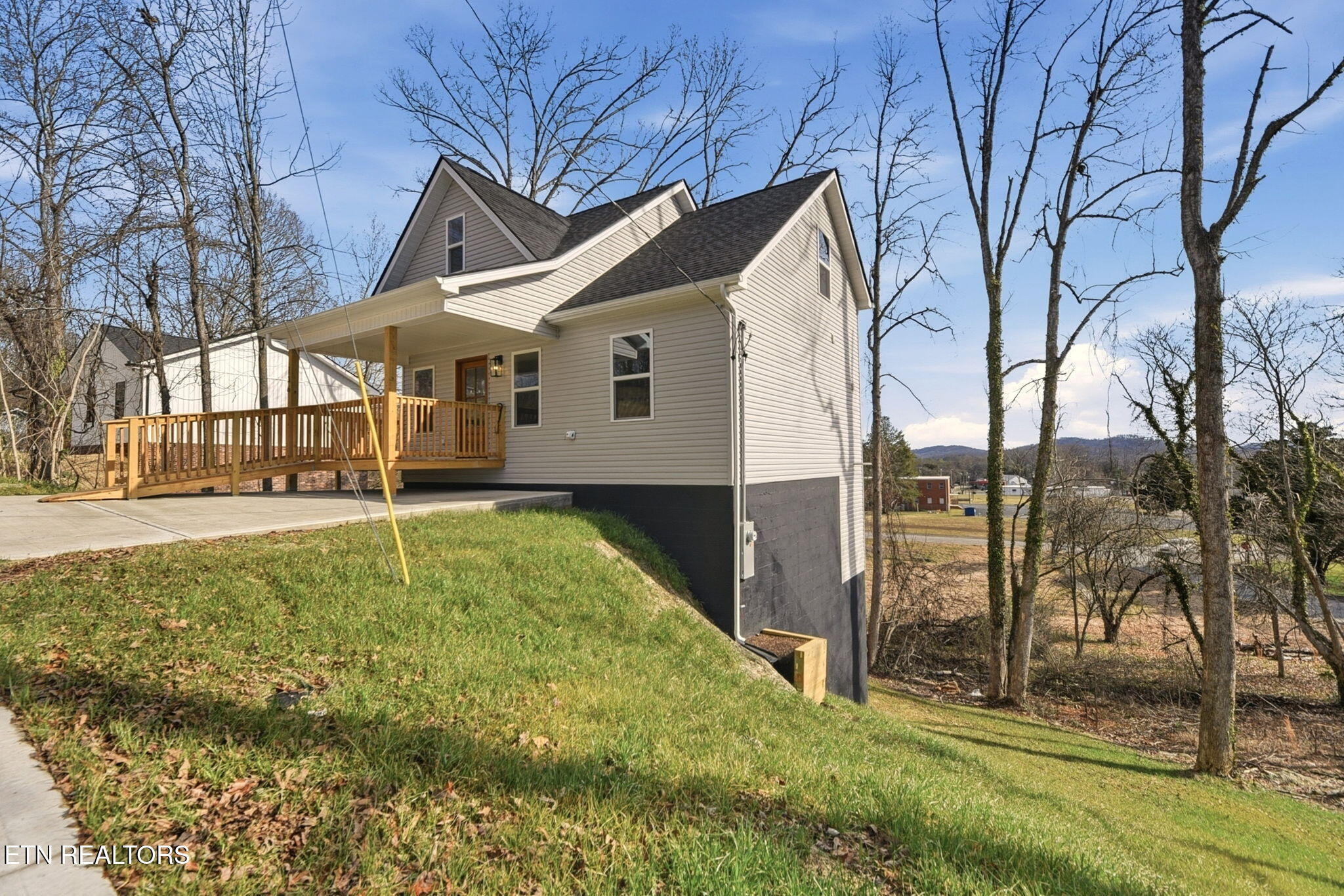 136 California Avenue Oak Ridge TN 37830