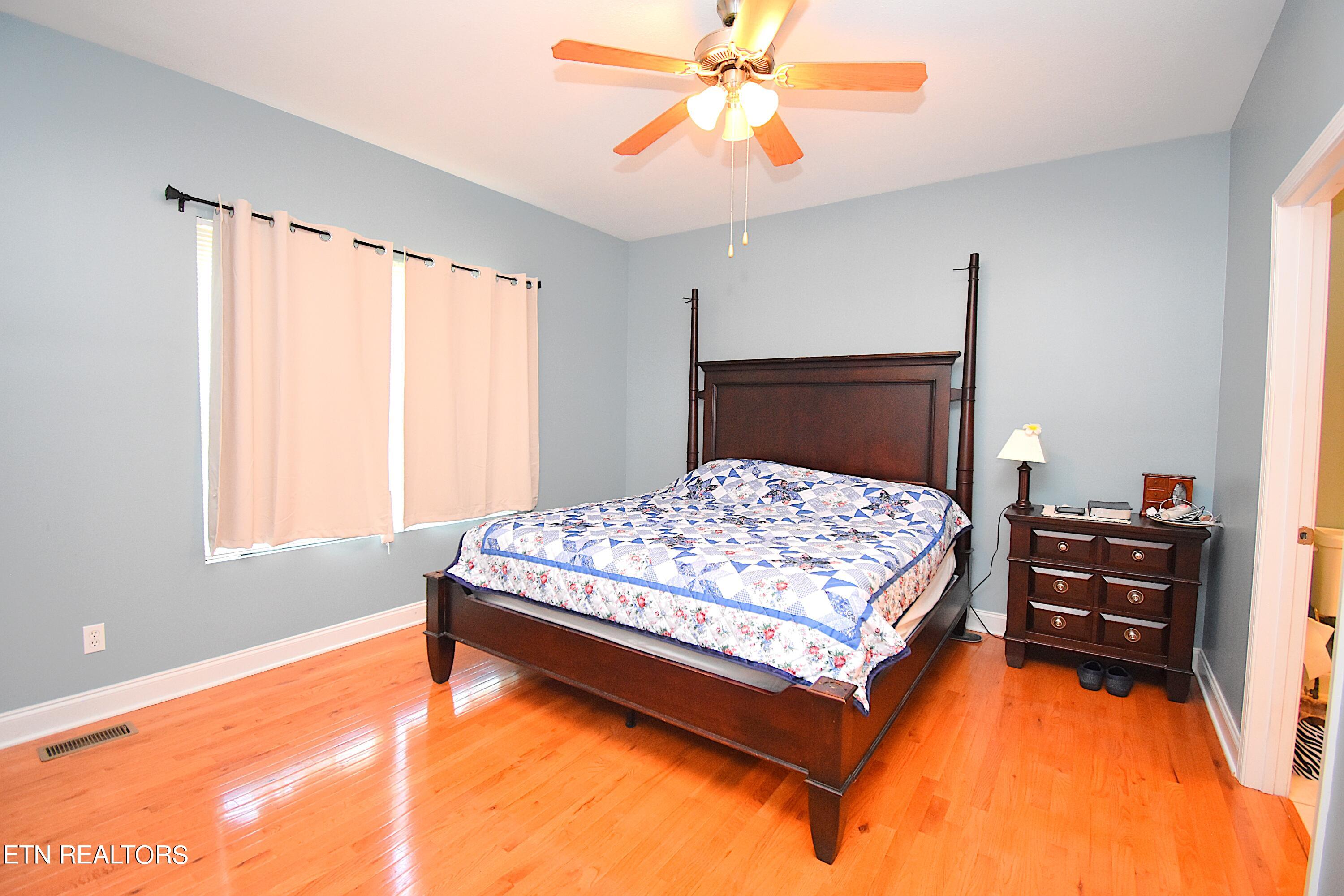 110 Overlook Lane Clinton TN 37716