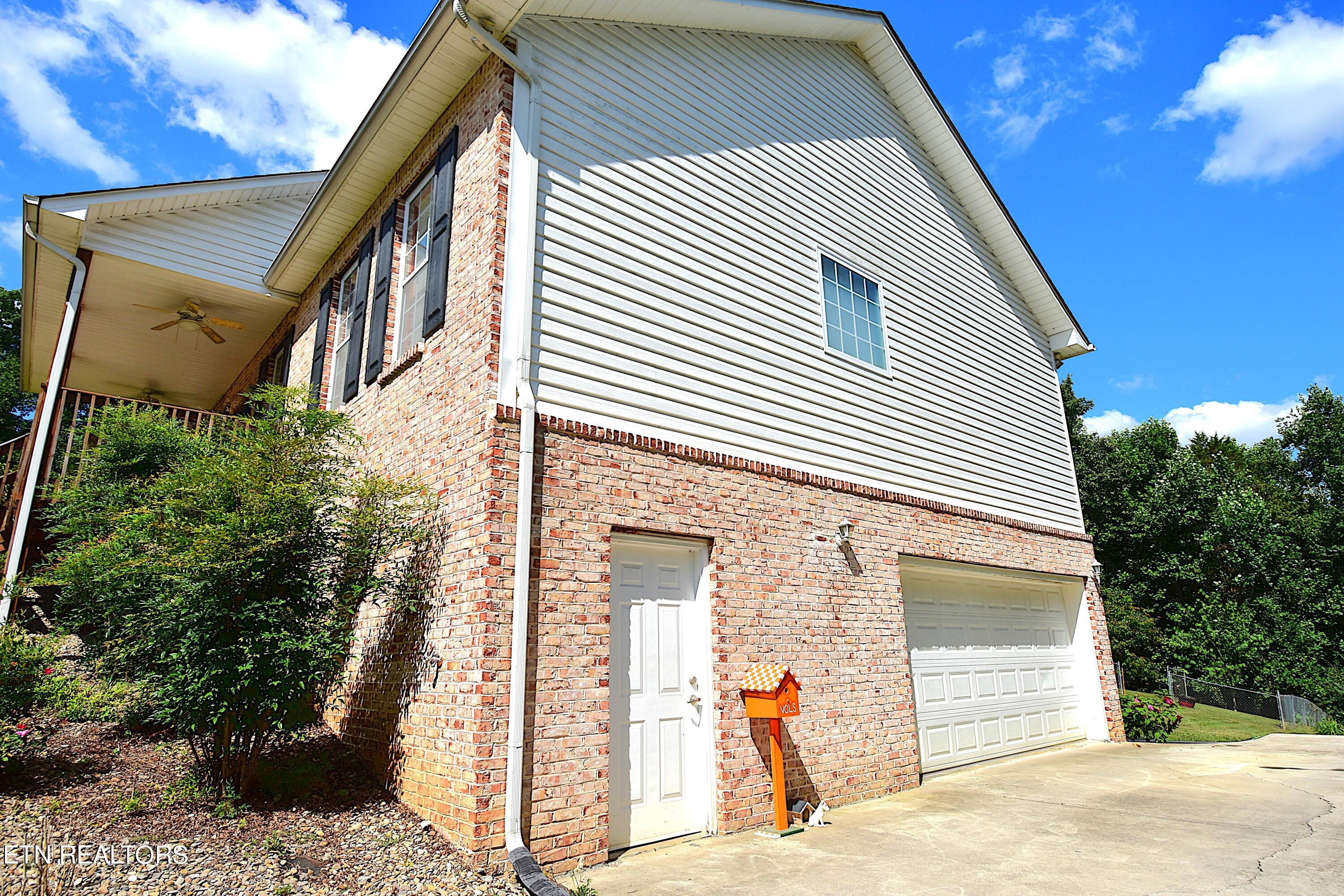 110 Overlook Lane Clinton TN 37716