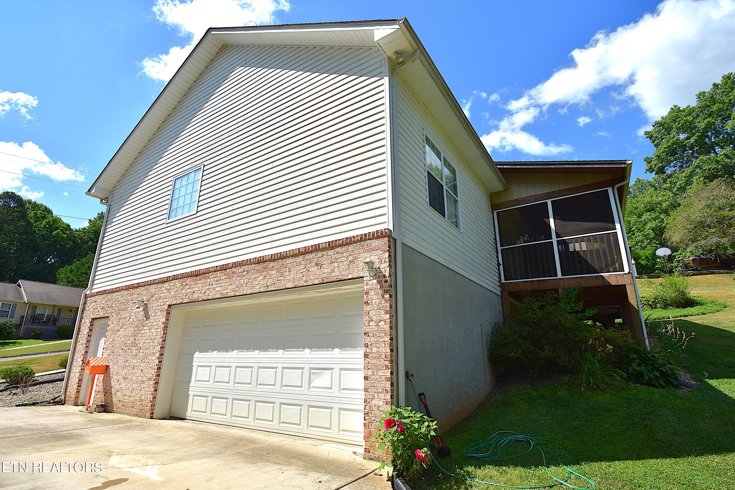 110 Overlook Lane Clinton TN 37716