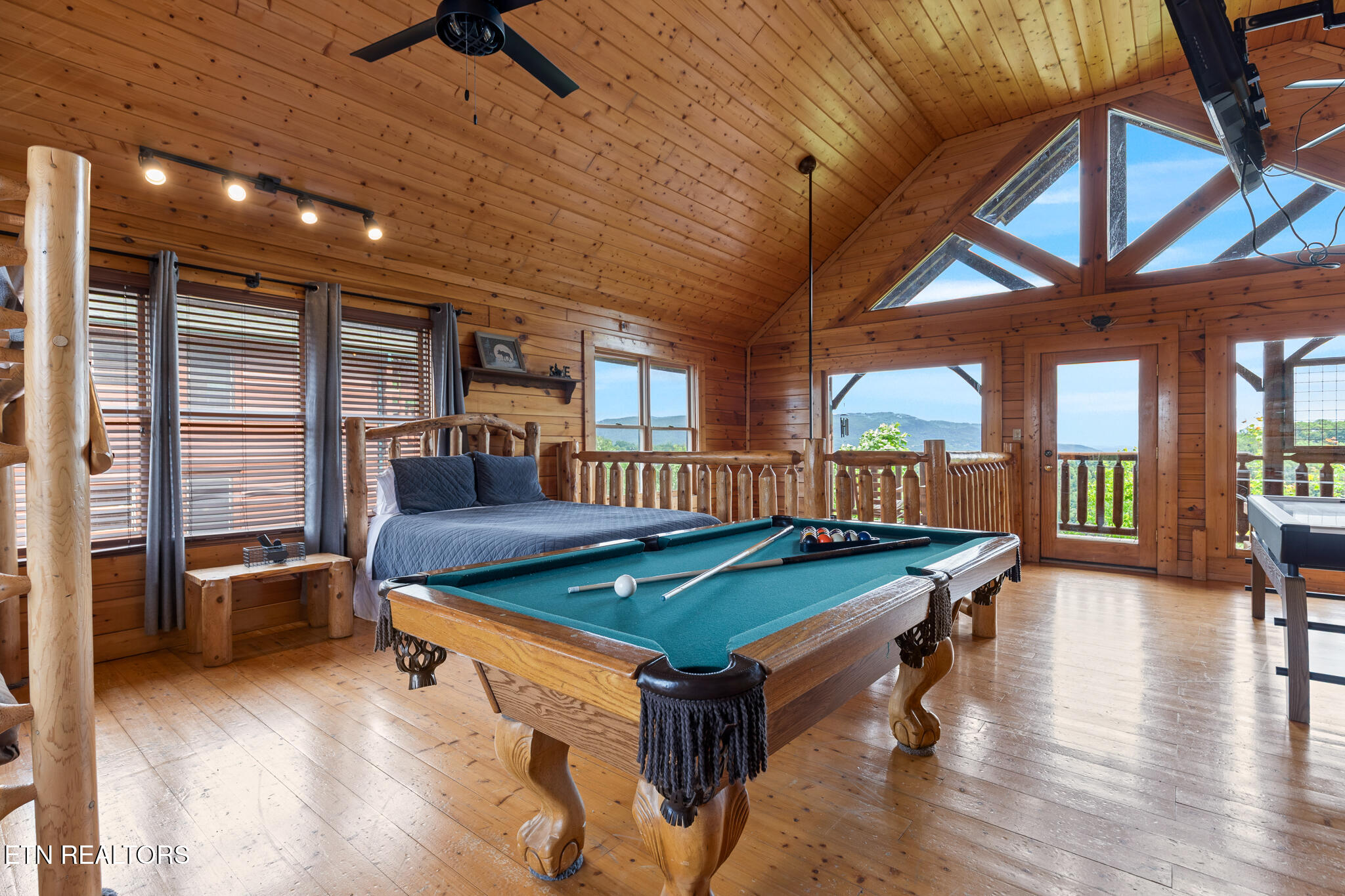 2819 White Oak Ridge Lane Sevierville TN 37862