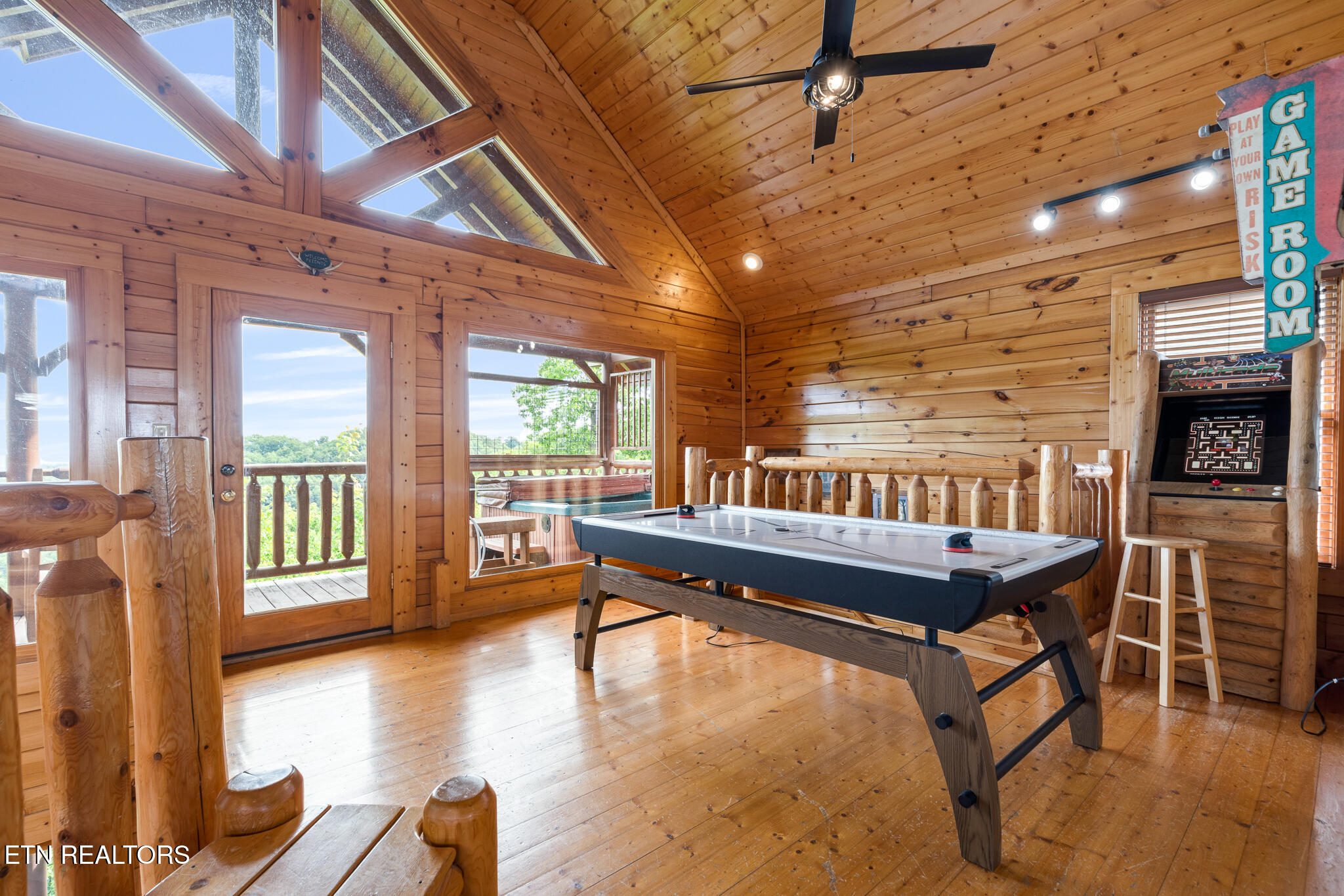 2819 White Oak Ridge Lane Sevierville TN 37862