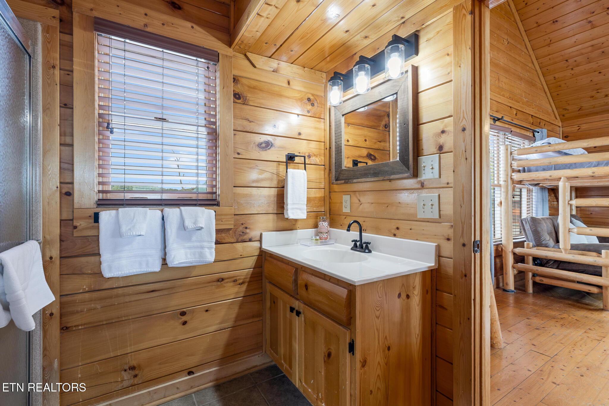 2819 White Oak Ridge Lane Sevierville TN 37862