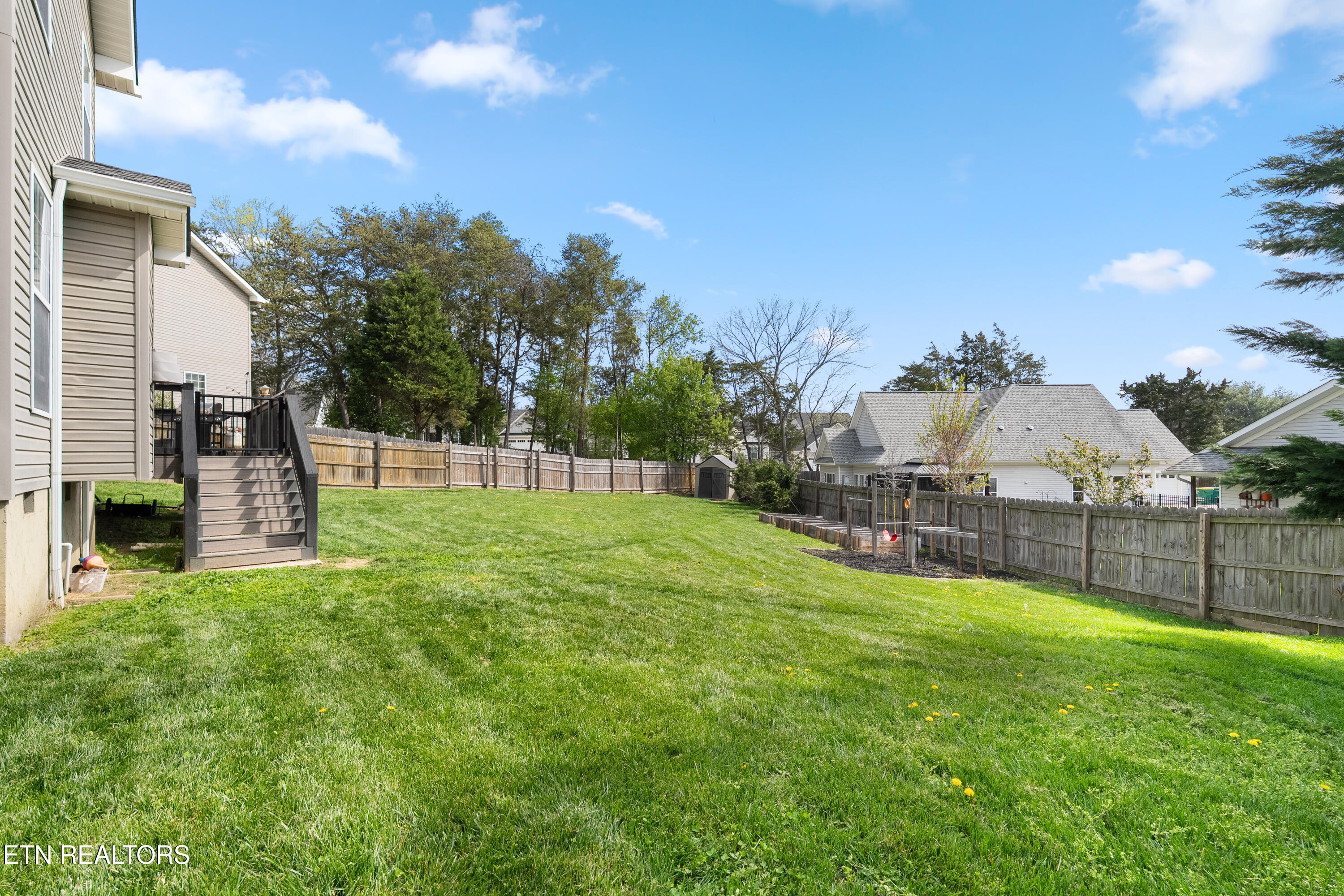 9906 Bassett Lane Knoxville TN 37932