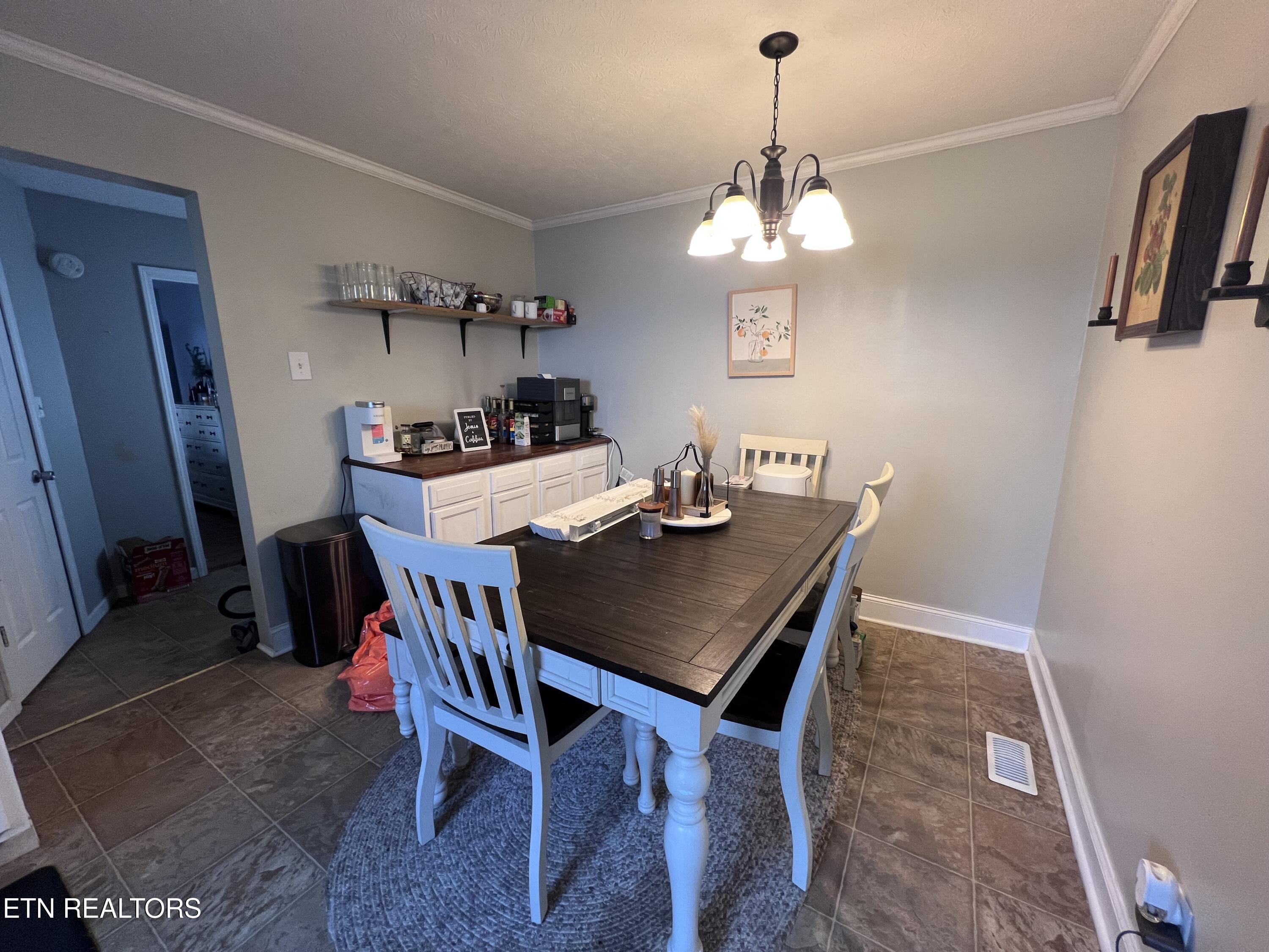 118 E Kentucky Avenue Lafollette TN 37766