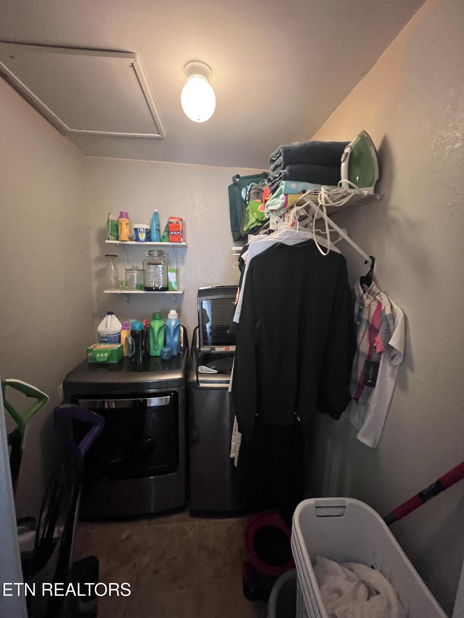 118 E Kentucky Avenue Lafollette TN 37766
