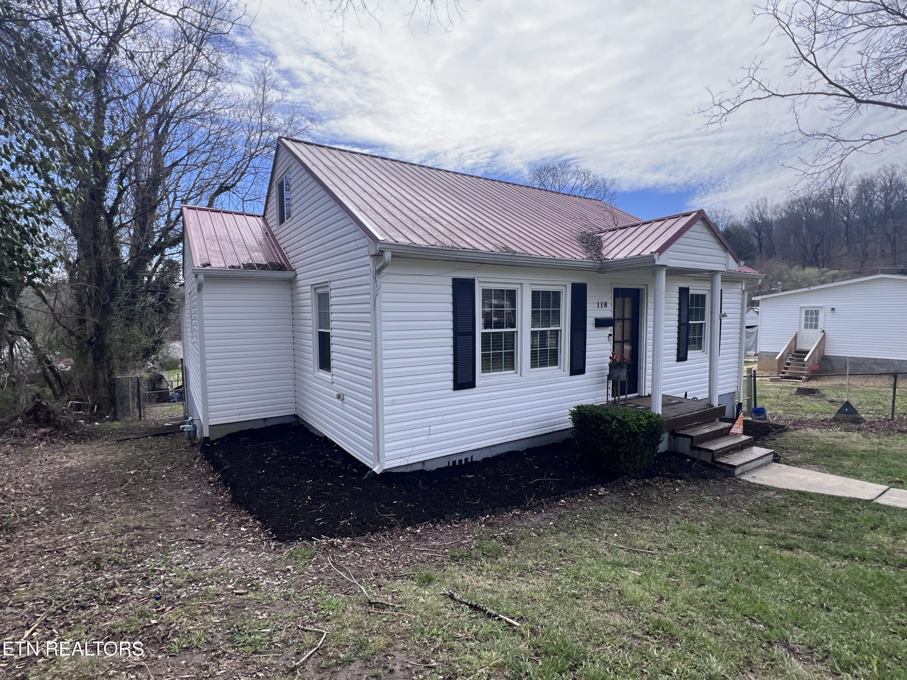 118 E Kentucky Avenue Lafollette TN 37766
