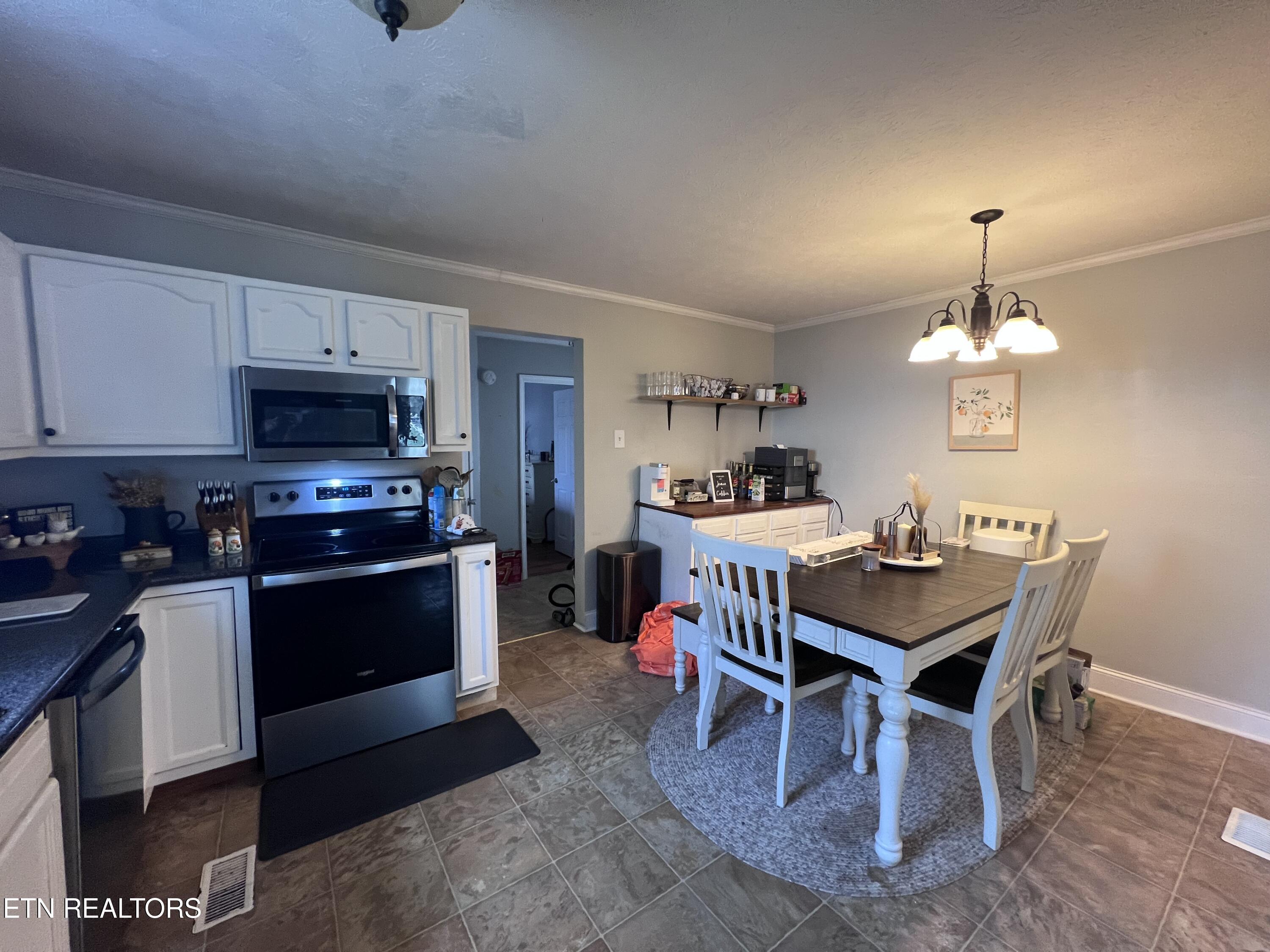 118 E Kentucky Avenue Lafollette TN 37766