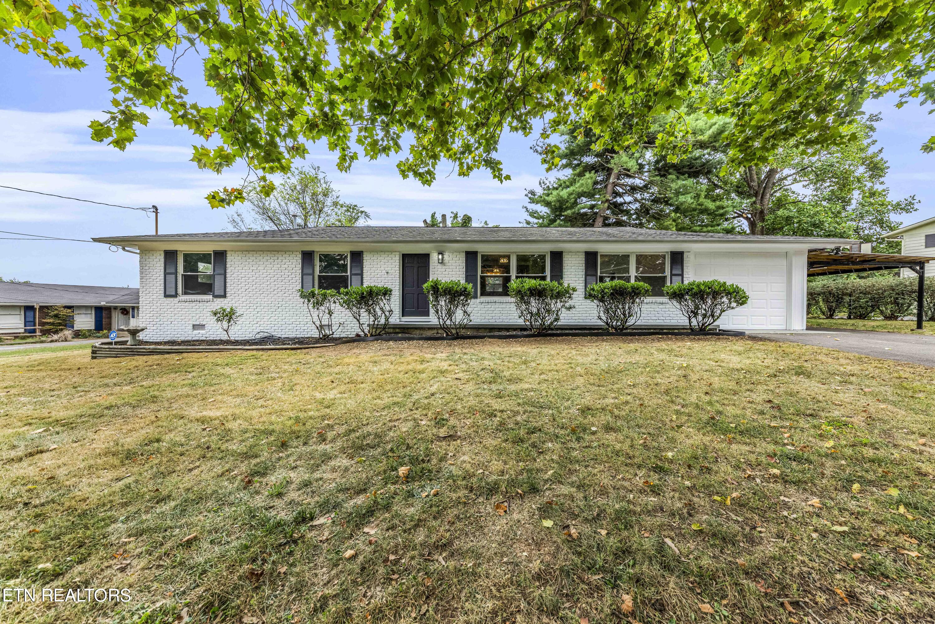 10824 Sonja Drive Knoxville TN 37934