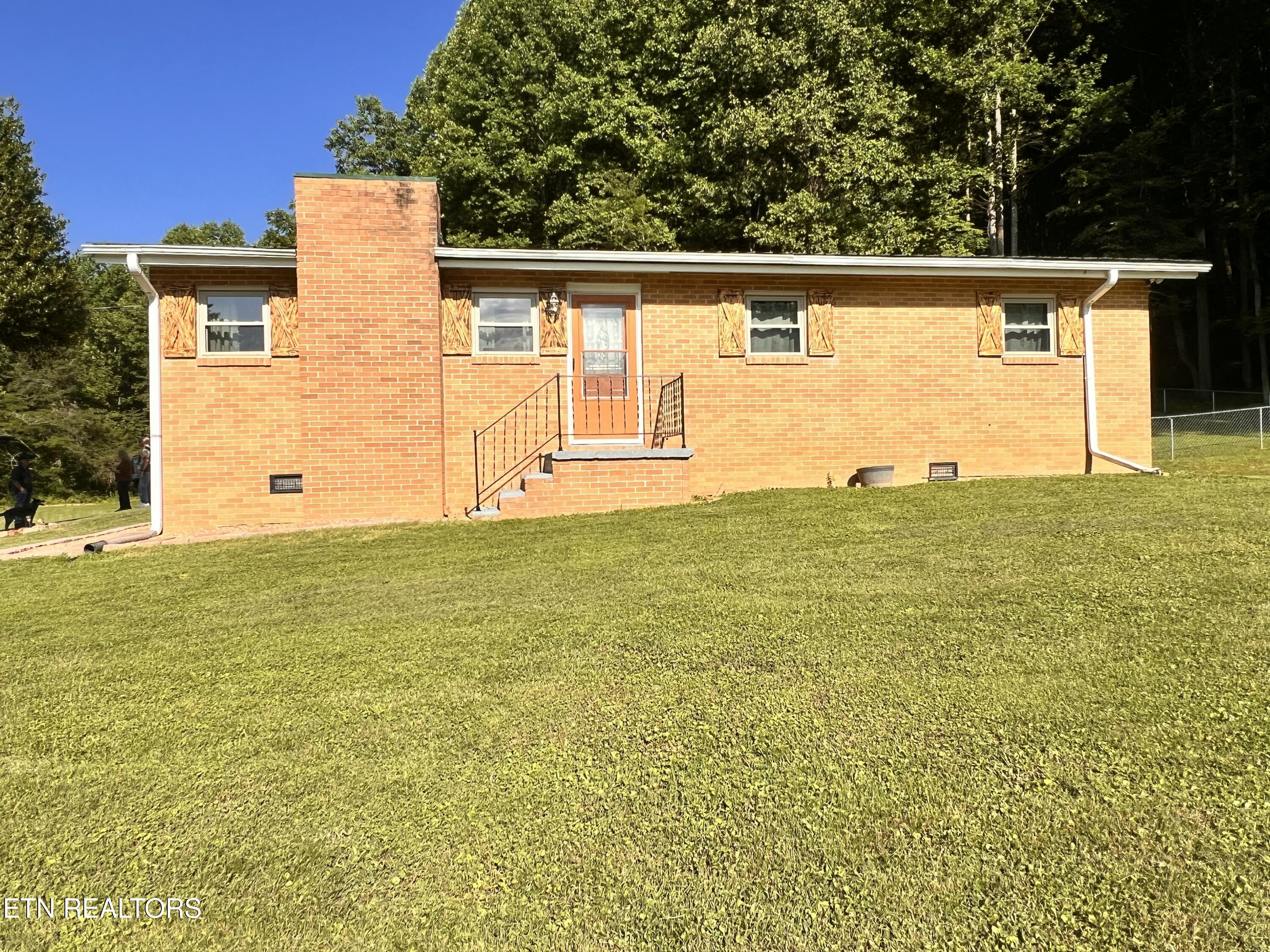 4040 Trail Hollow Road Cosby TN 37722