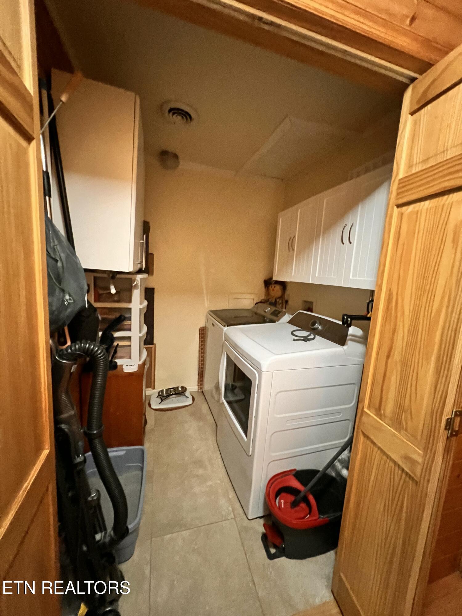 4040 Trail Hollow Road Cosby TN 37722