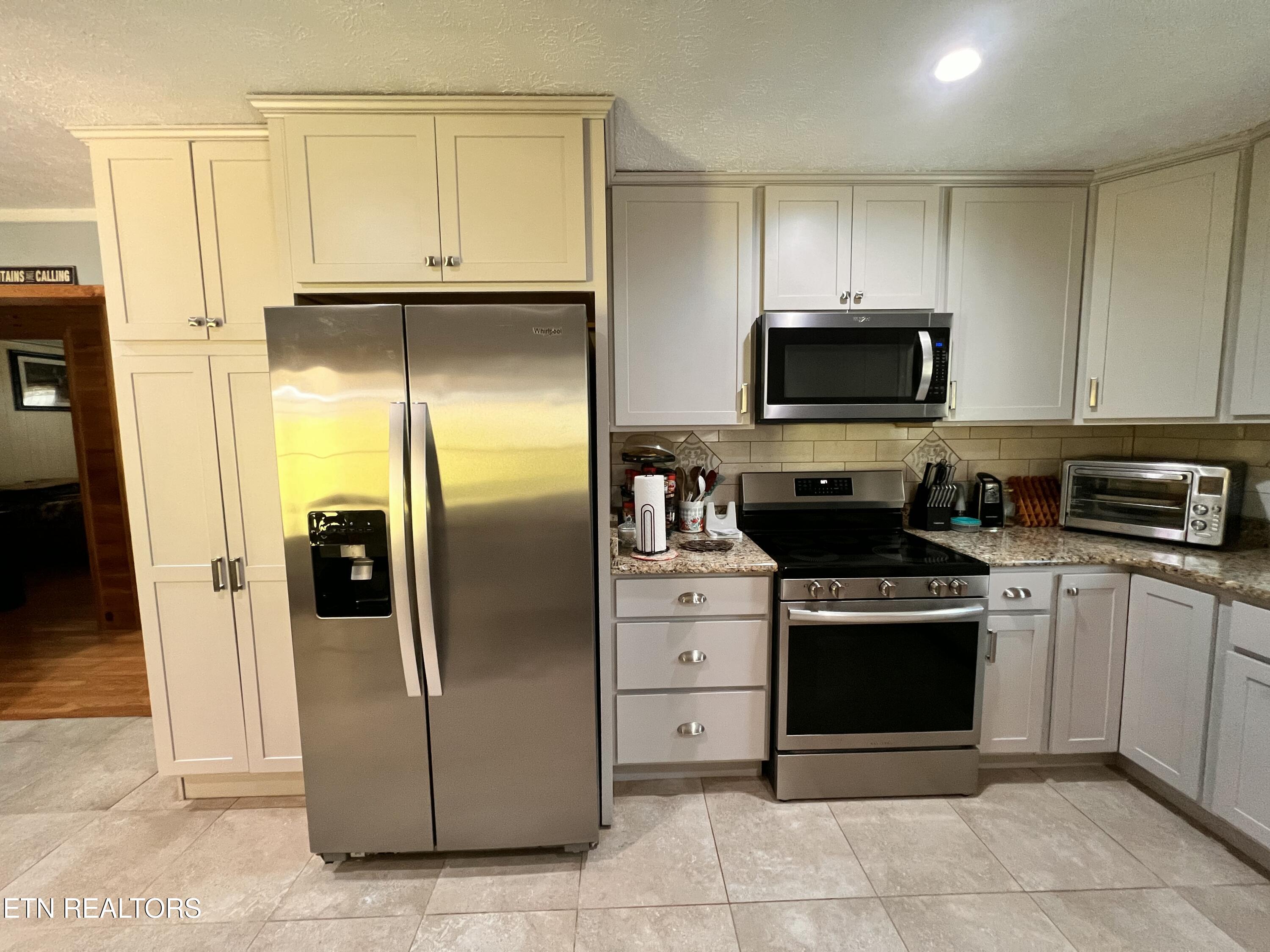 4040 Trail Hollow Road Cosby TN 37722