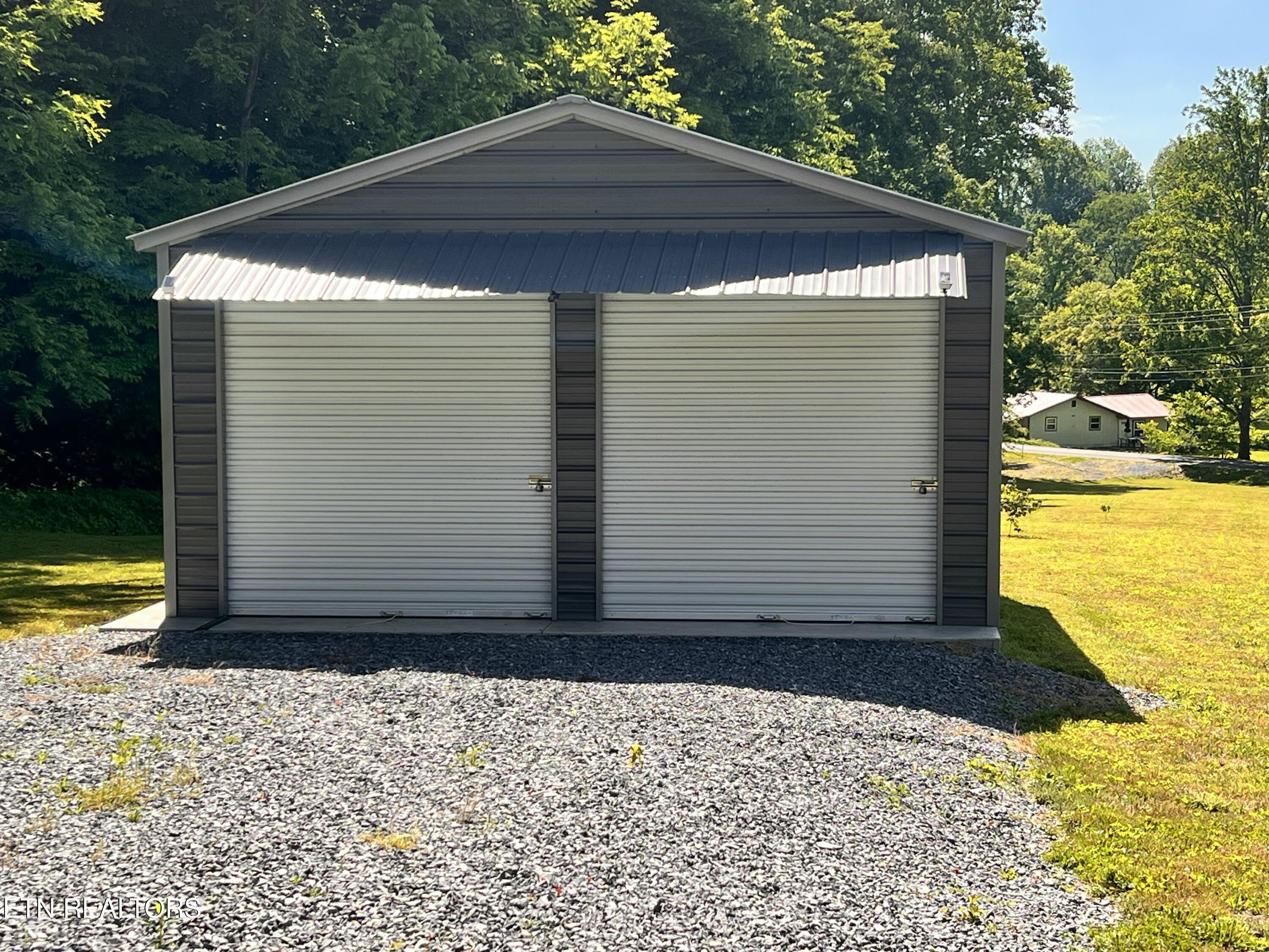 4040 Trail Hollow Road Cosby TN 37722