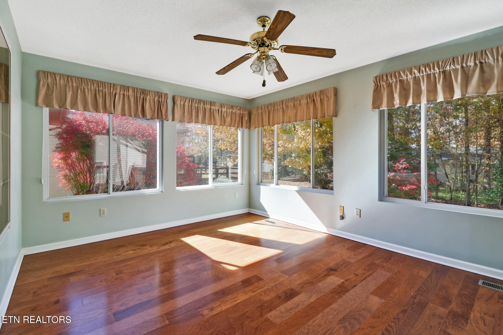 112 Lakewood Drive Crossville TN 38558