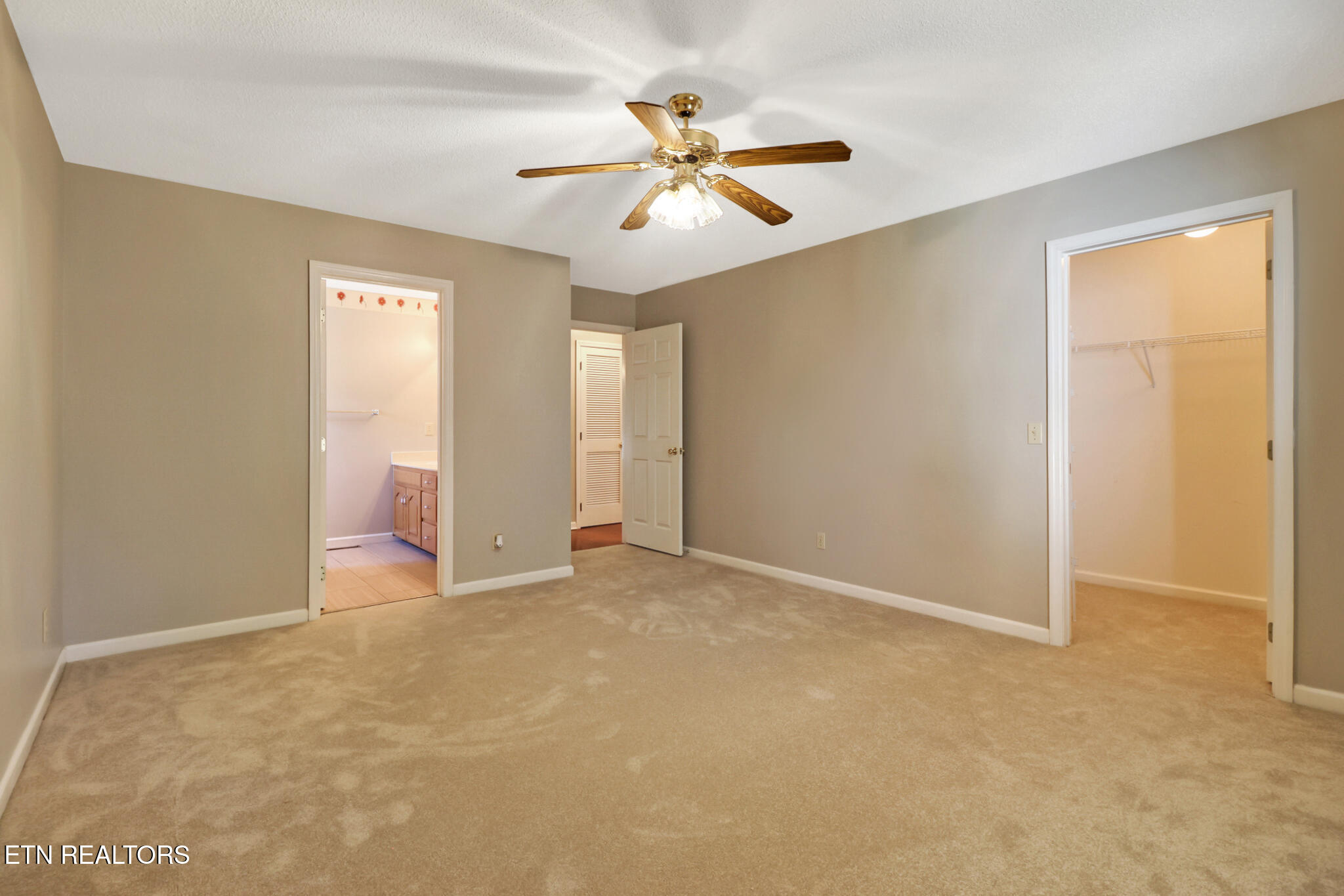 112 Lakewood Drive Crossville TN 38558