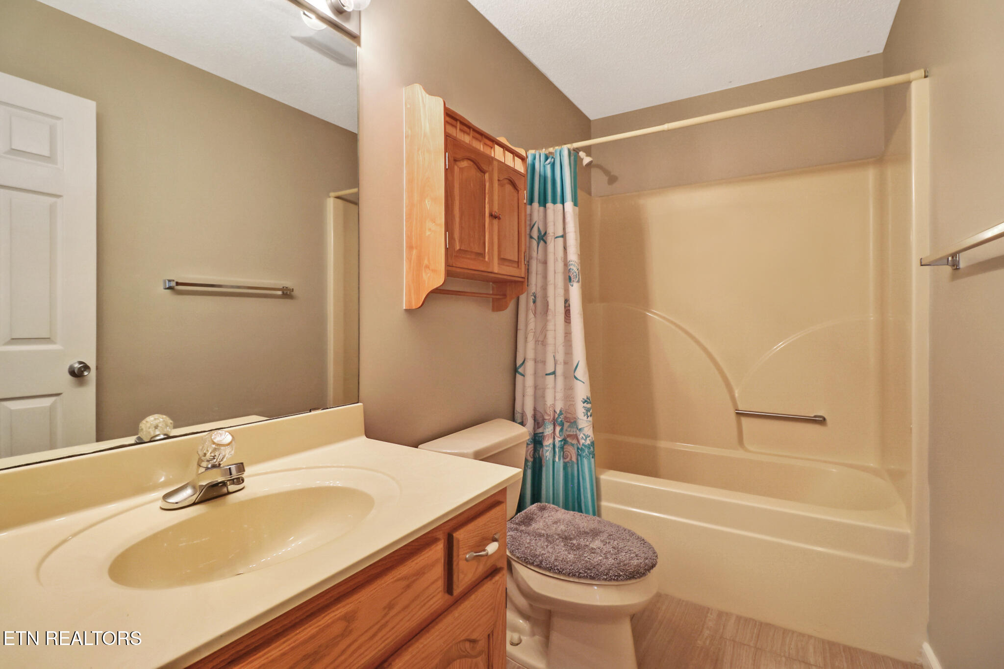 112 Lakewood Drive Crossville TN 38558