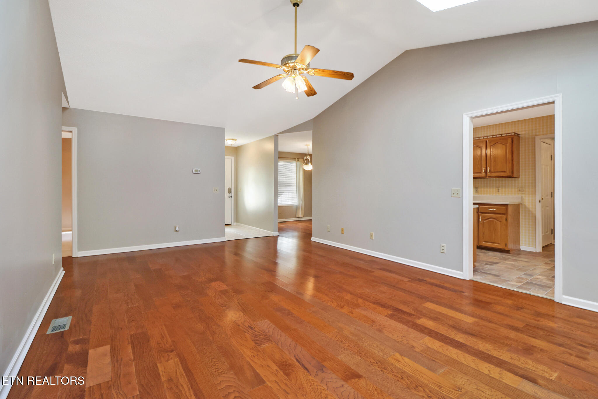 112 Lakewood Drive Crossville TN 38558