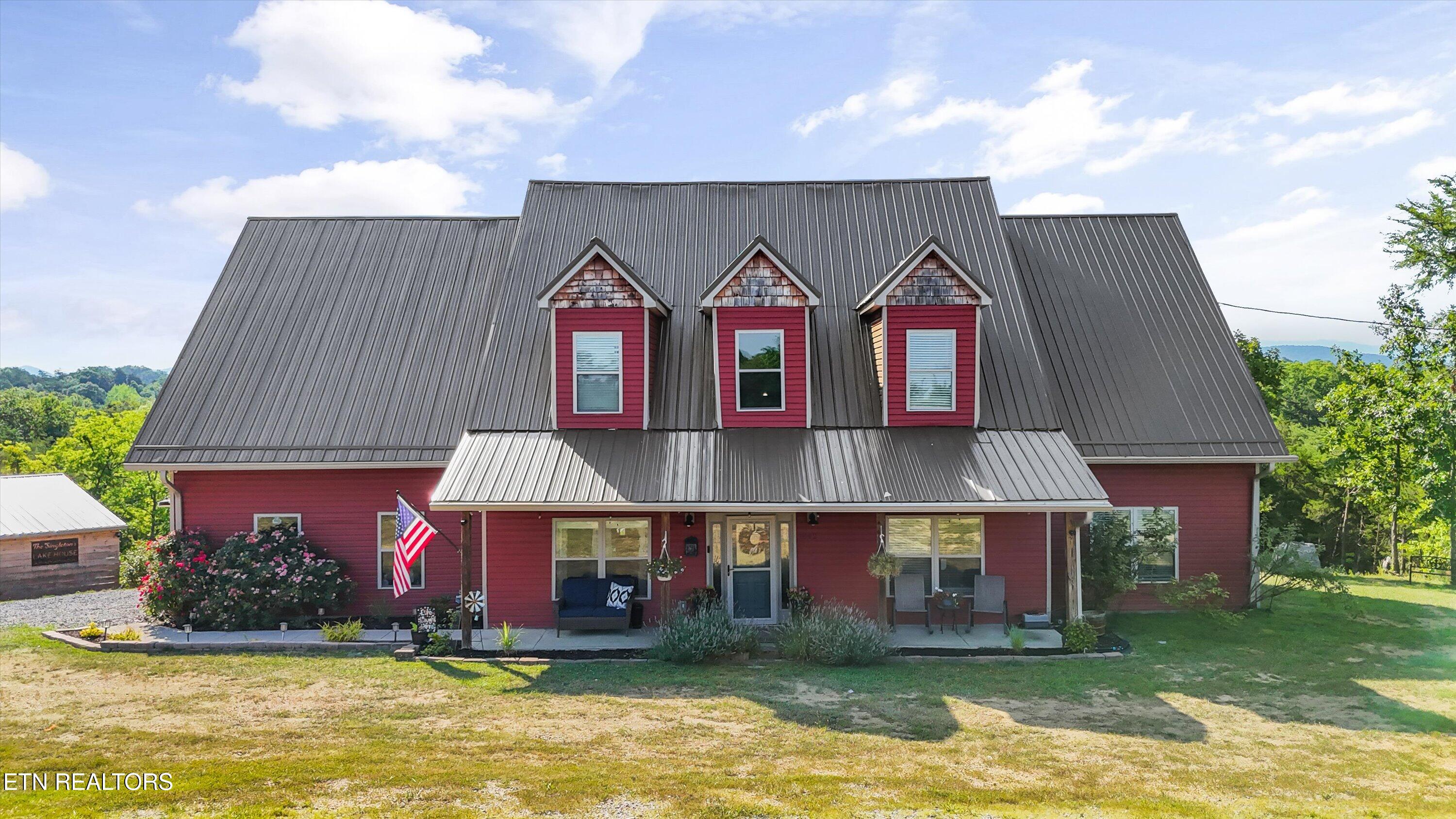 1842 Chapel Road Sevierville TN 37876
