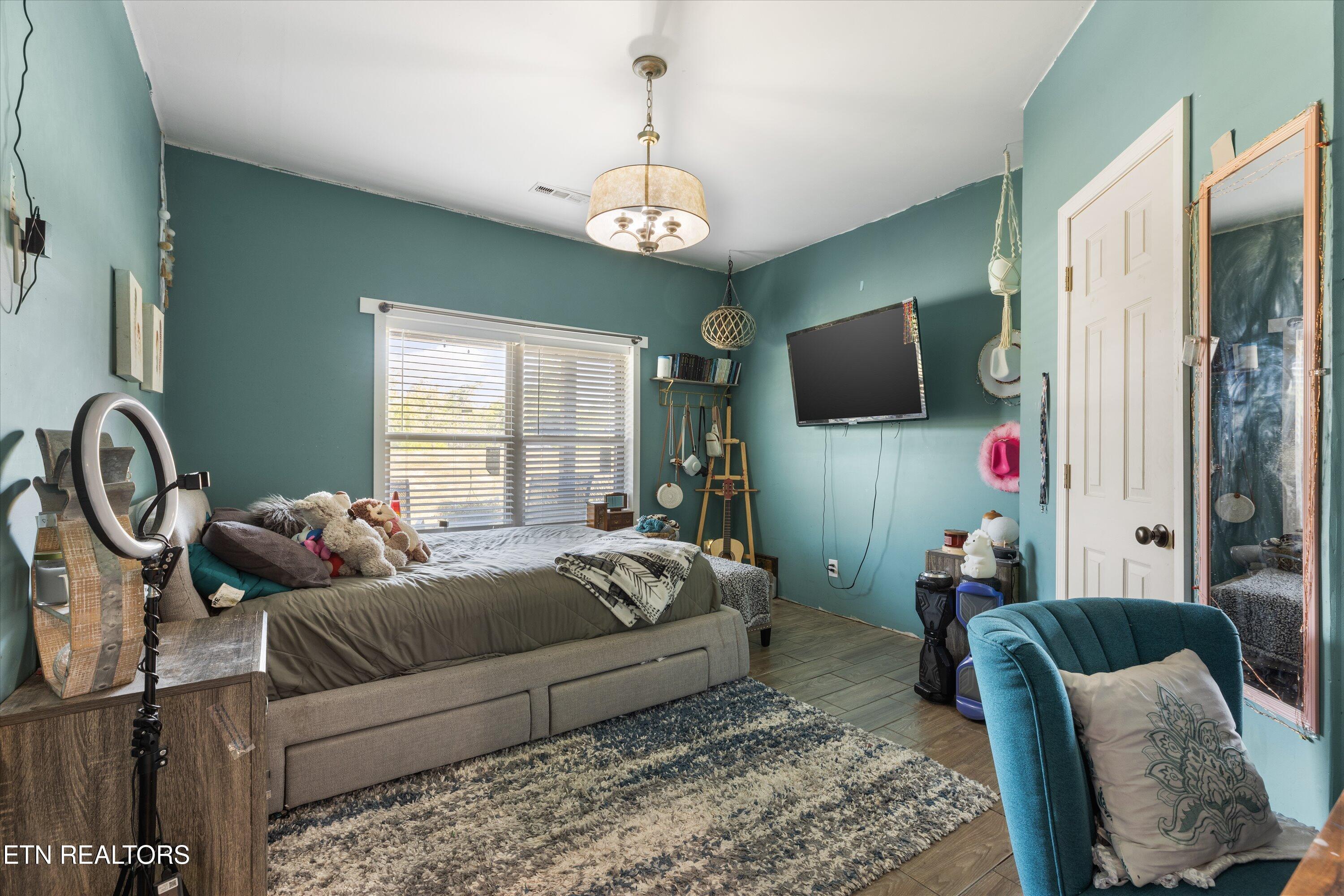 1842 Chapel Road Sevierville TN 37876