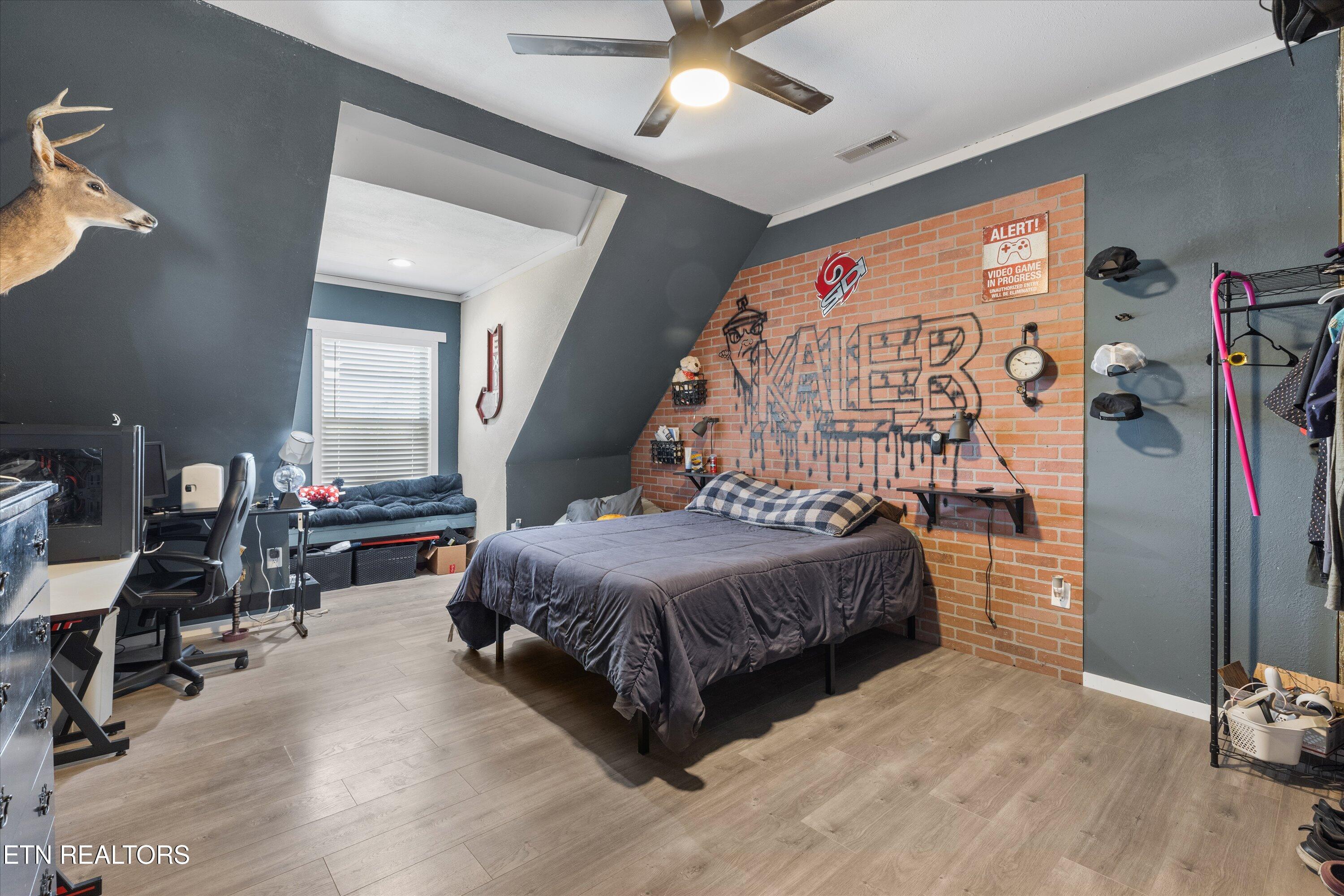 1842 Chapel Road Sevierville TN 37876