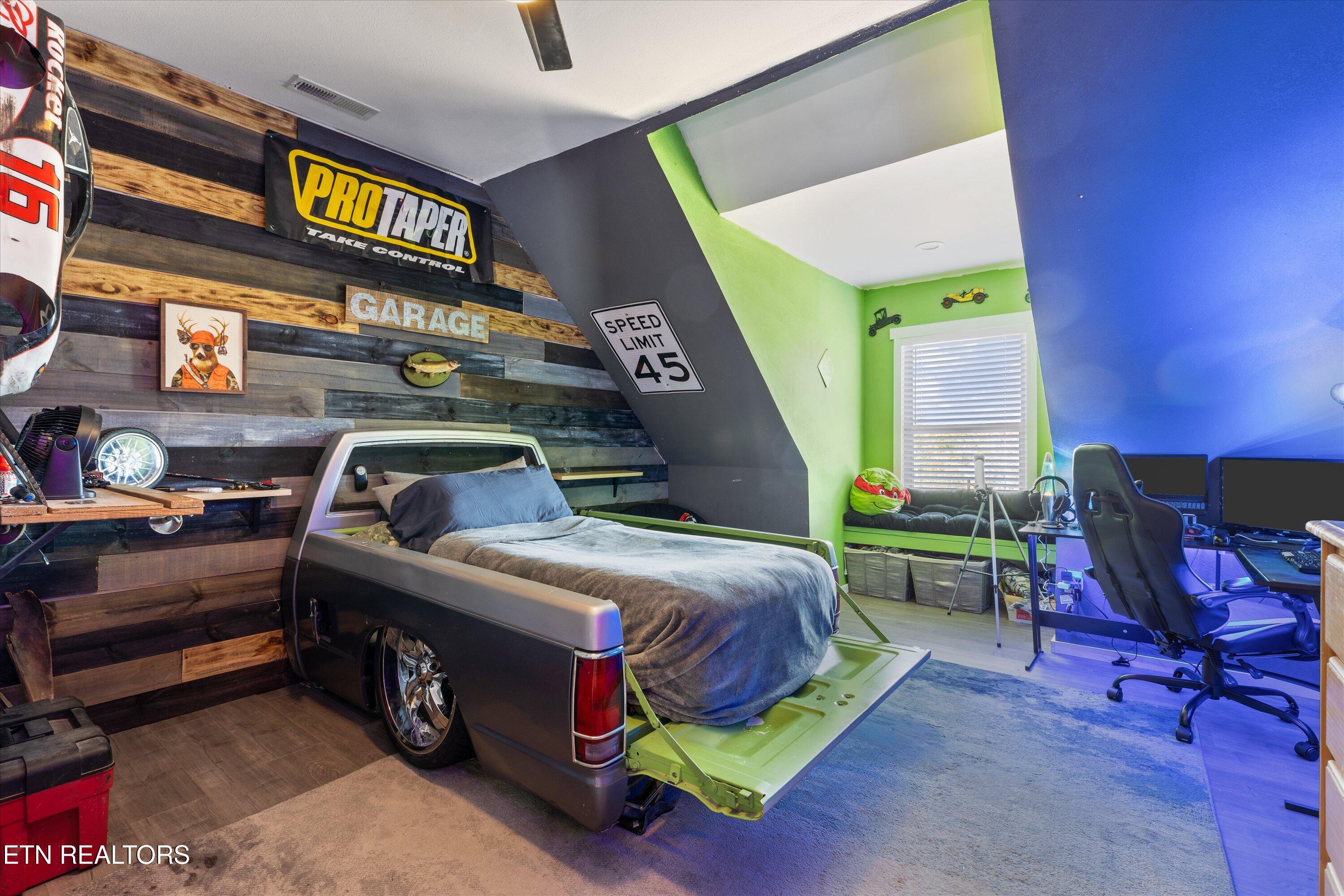 1842 Chapel Road Sevierville TN 37876