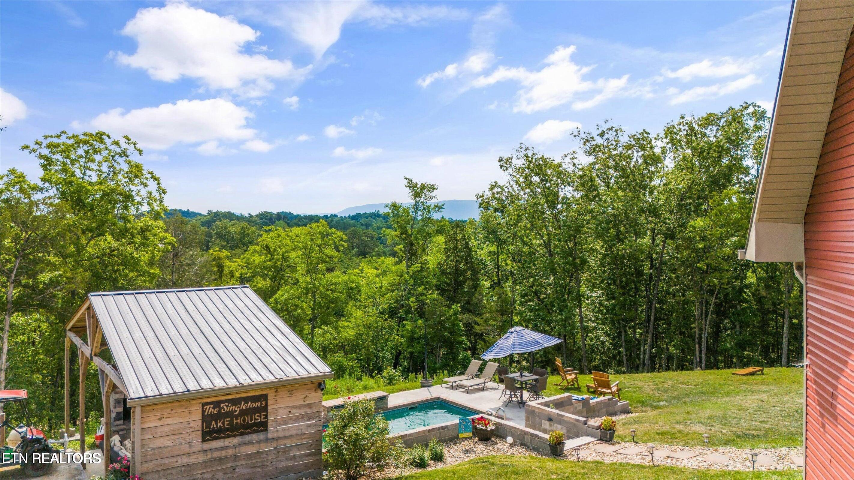 1842 Chapel Road Sevierville TN 37876