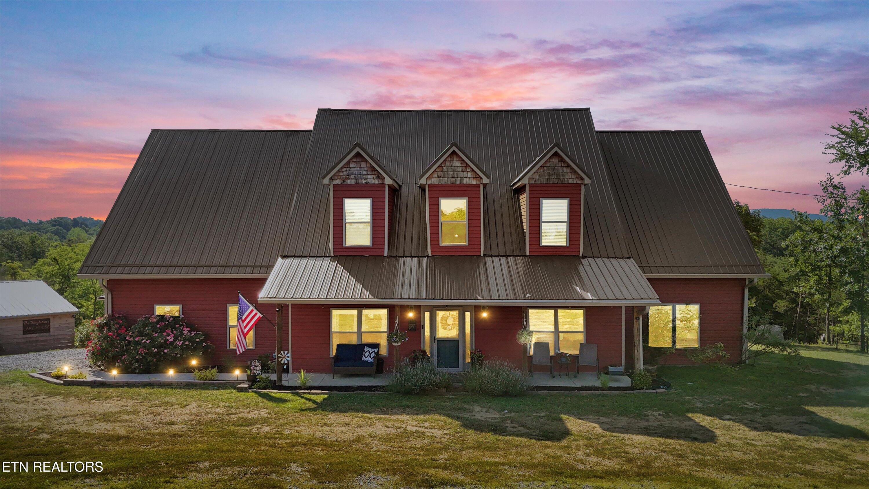 1842 Chapel Road Sevierville TN 37876