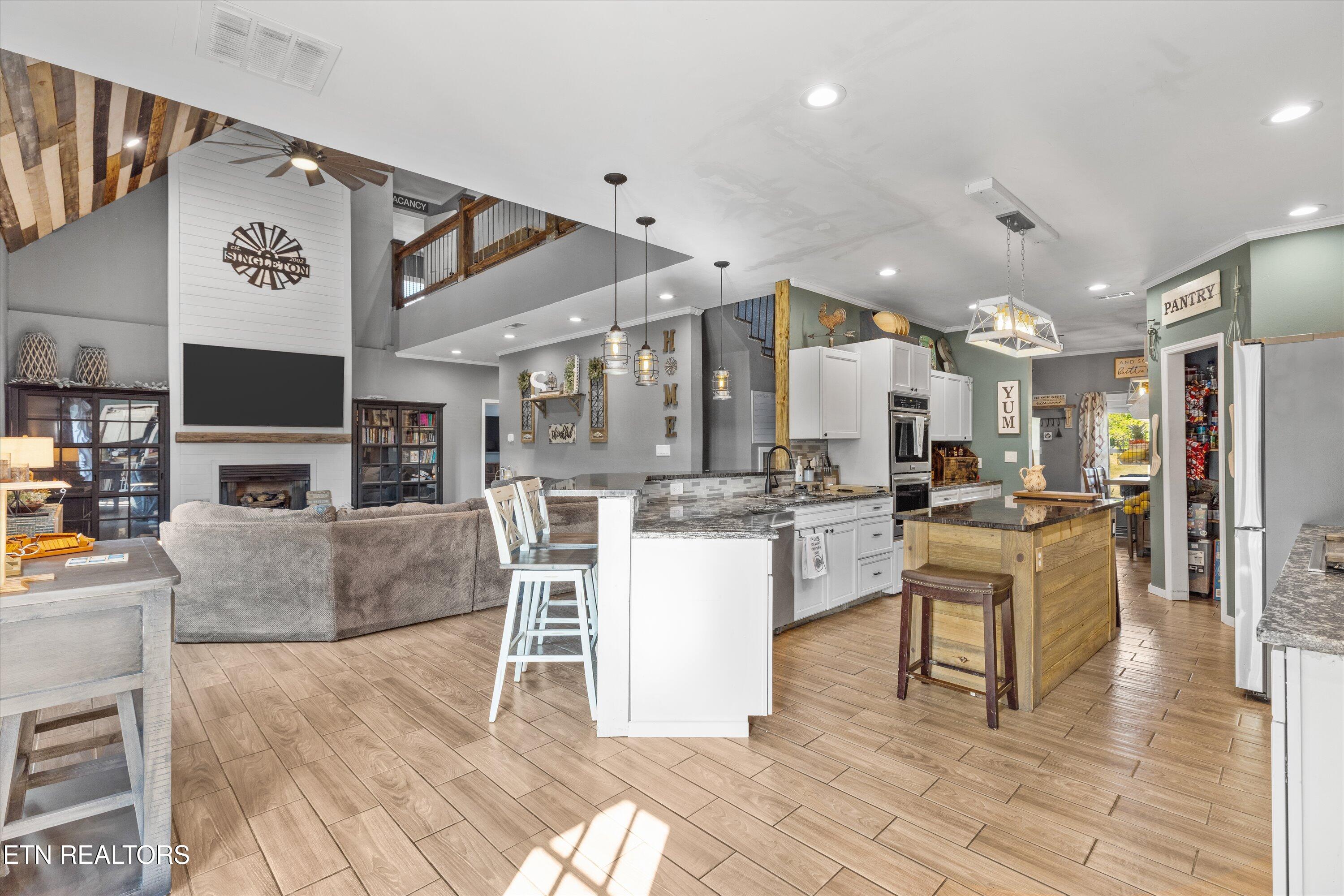 1842 Chapel Road Sevierville TN 37876