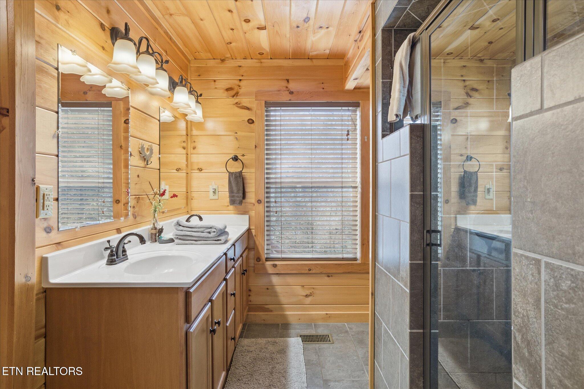241 Palmer Road Gatlinburg TN 37738