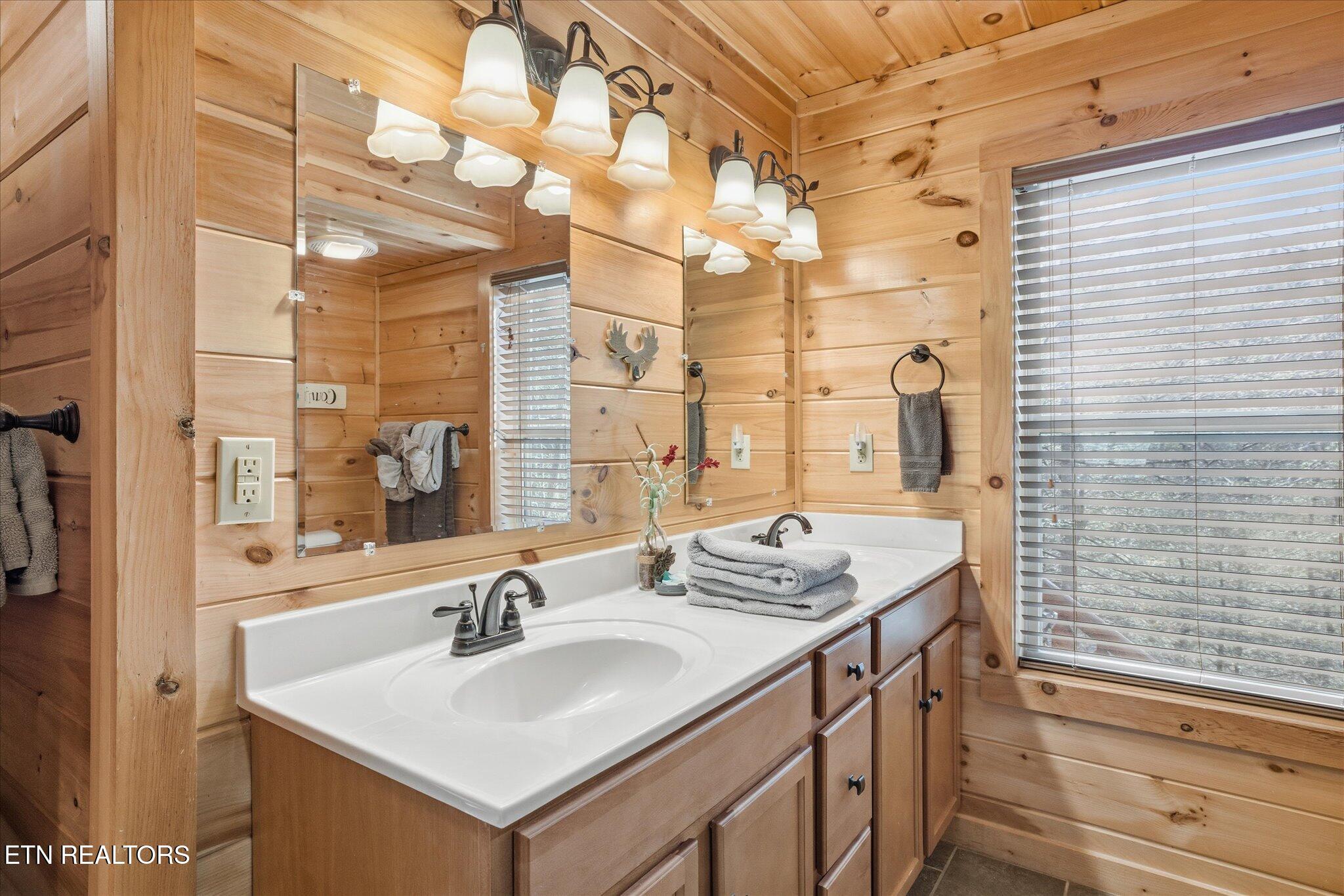241 Palmer Road Gatlinburg TN 37738