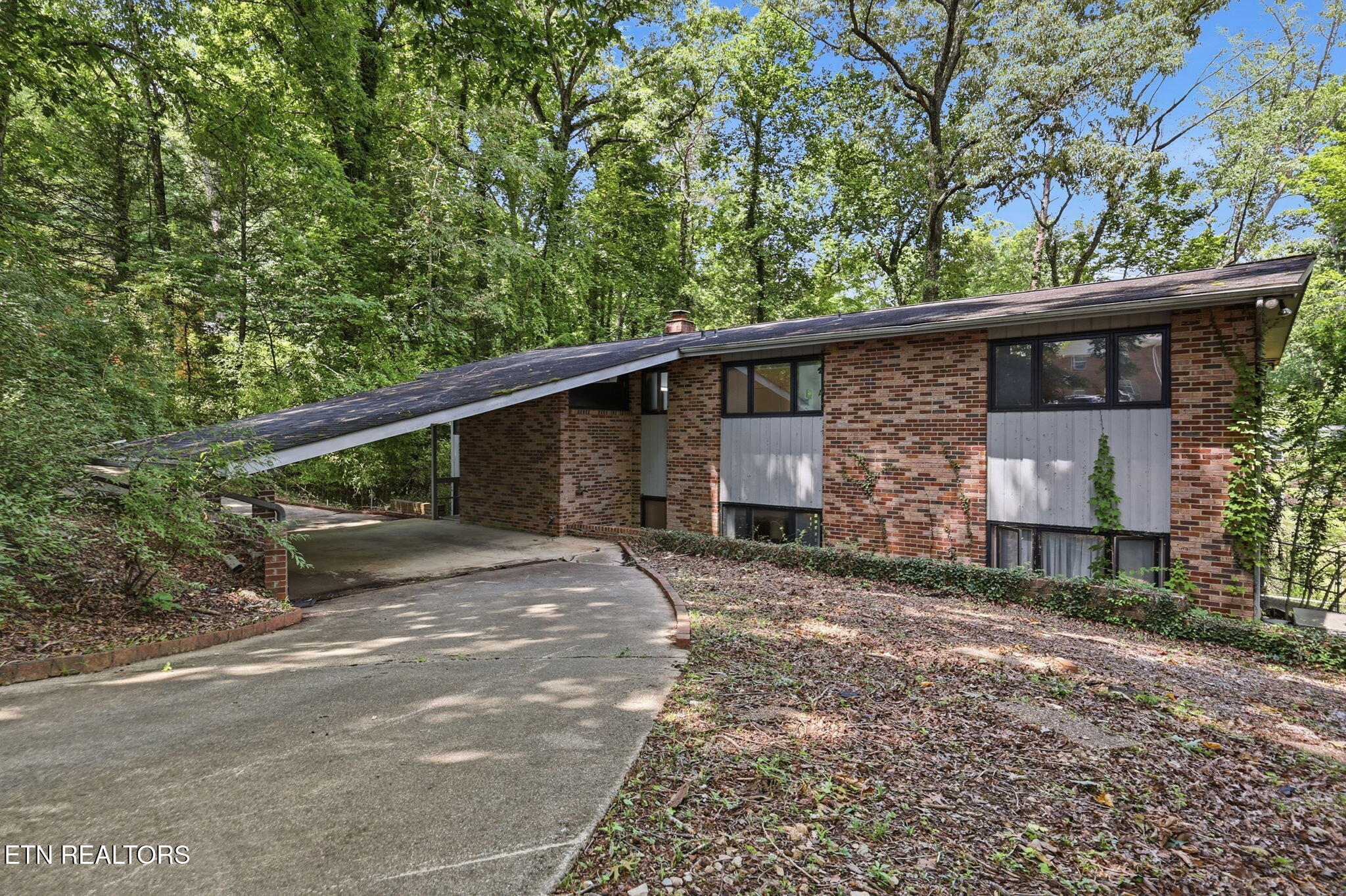 114 Balboa Circle Oak Ridge TN 37830