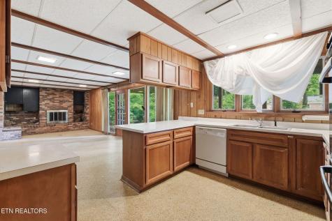 114 Balboa Circle Oak Ridge TN 37830